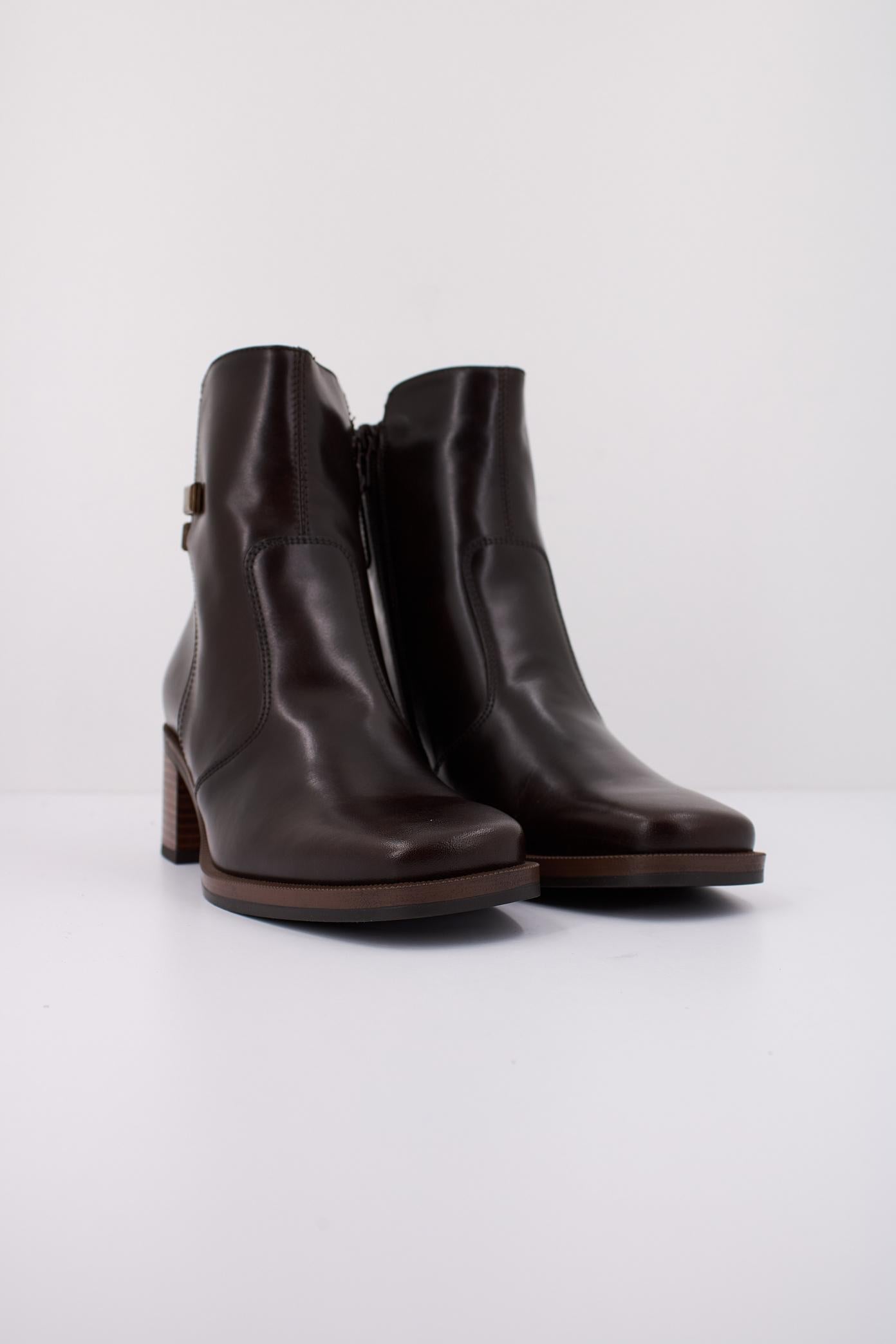NERO GIARDINI en color MARRON (2)