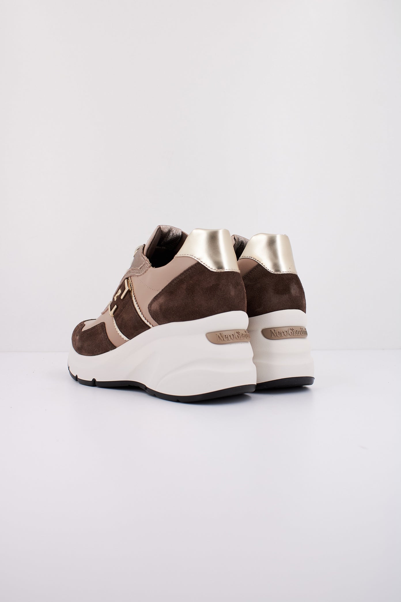 NERO GIARDINI ID en color MARRON (4)
