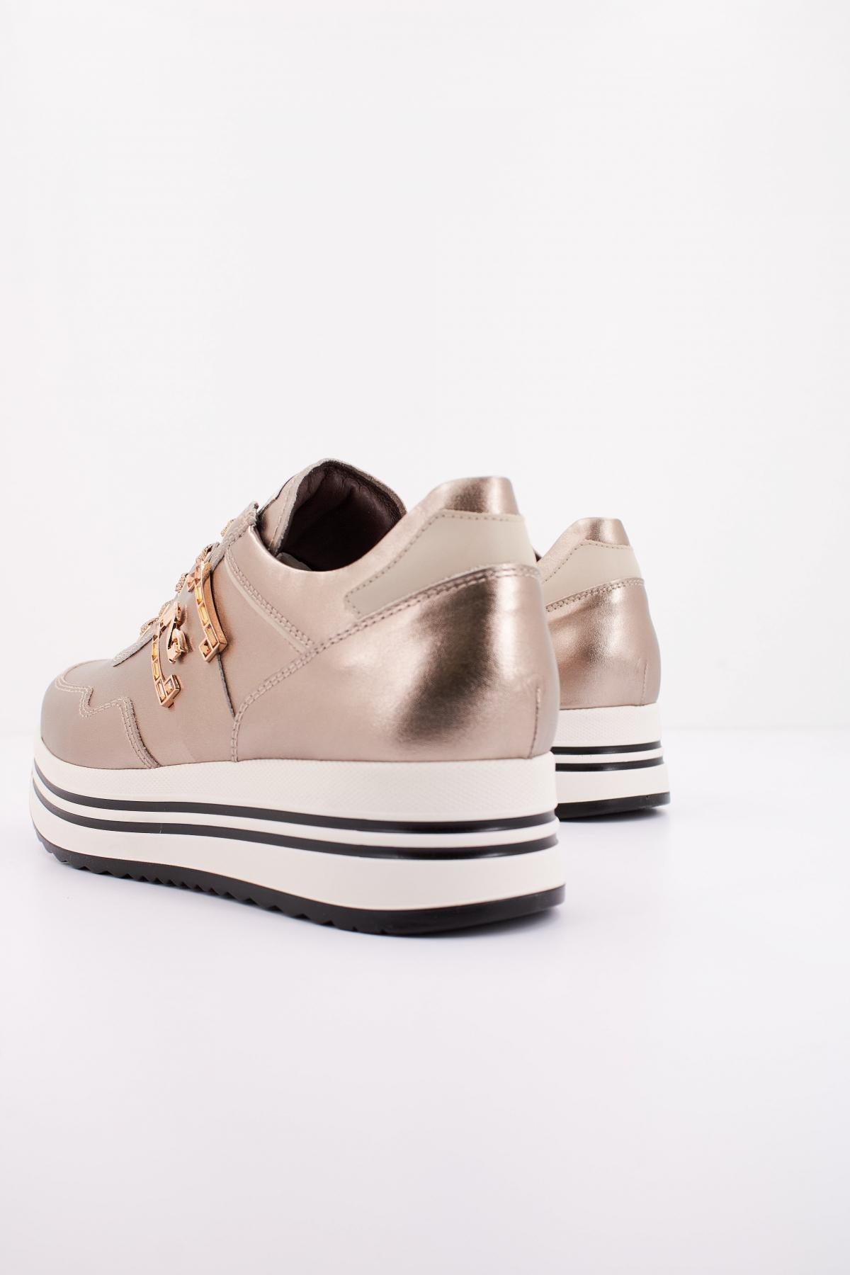NERO GIARDINI ID en color ORO (4)