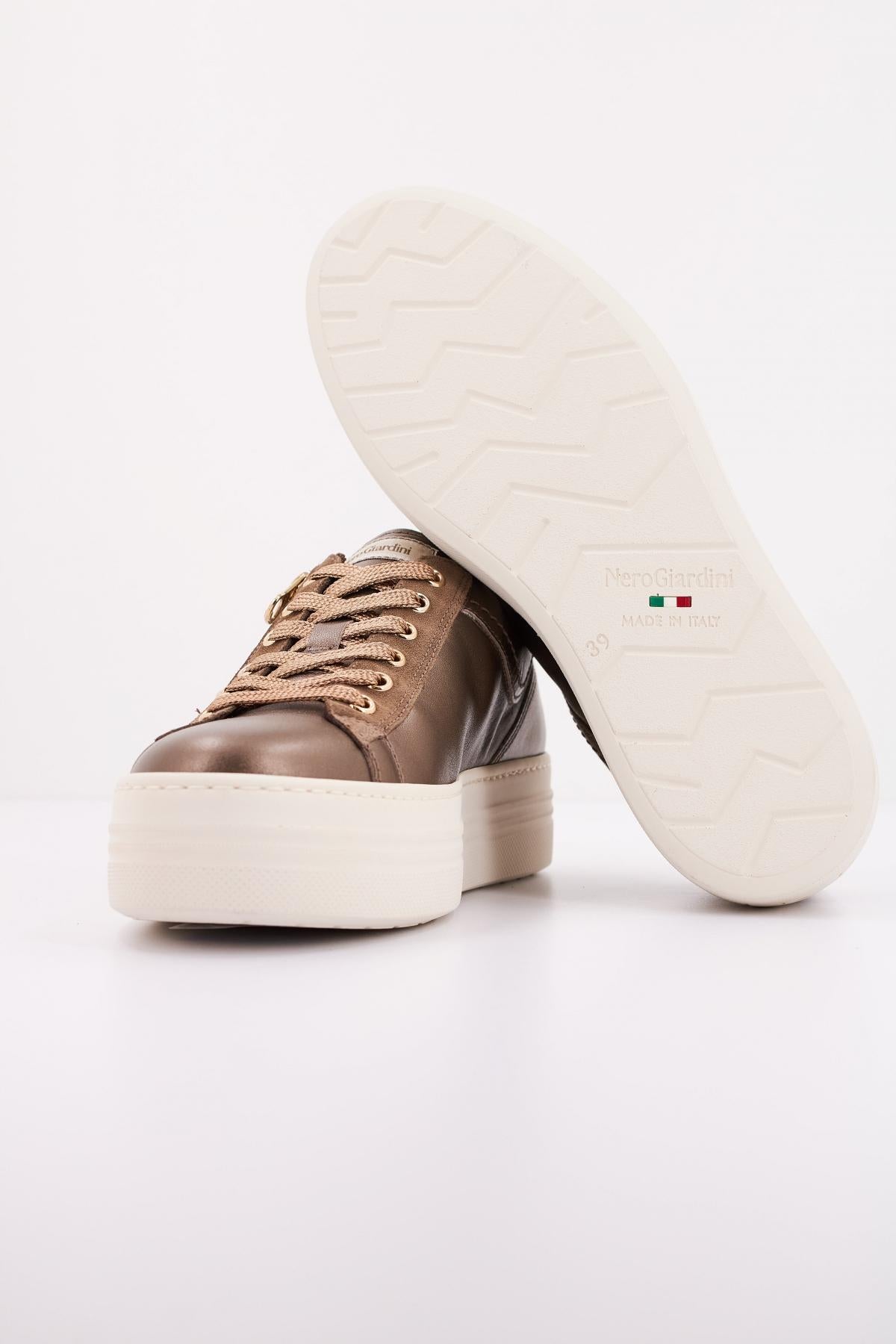 NERO GIARDINI ID en color MARRON (5)