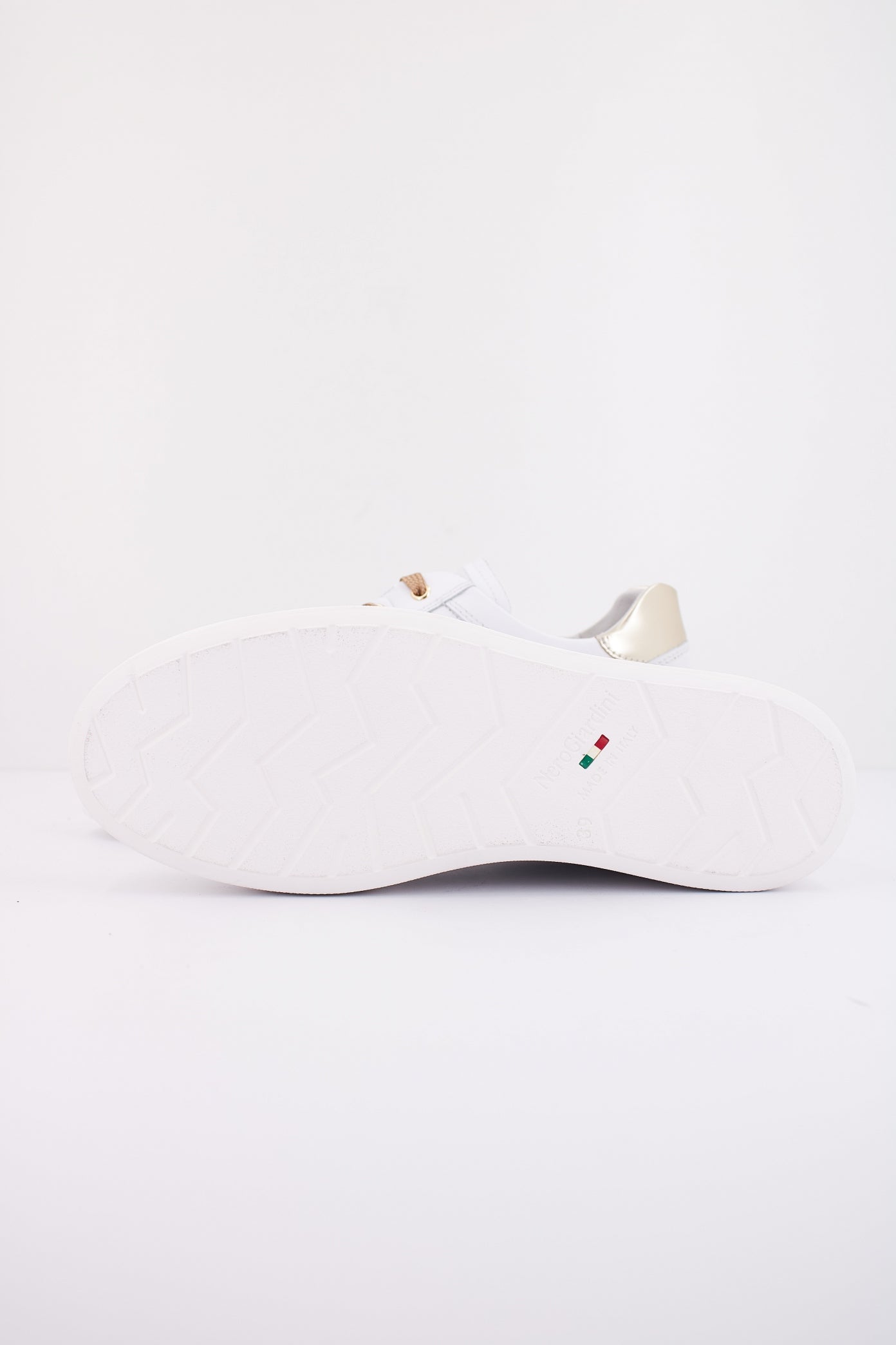 NERO GIARDINI en color BLANCO (5)