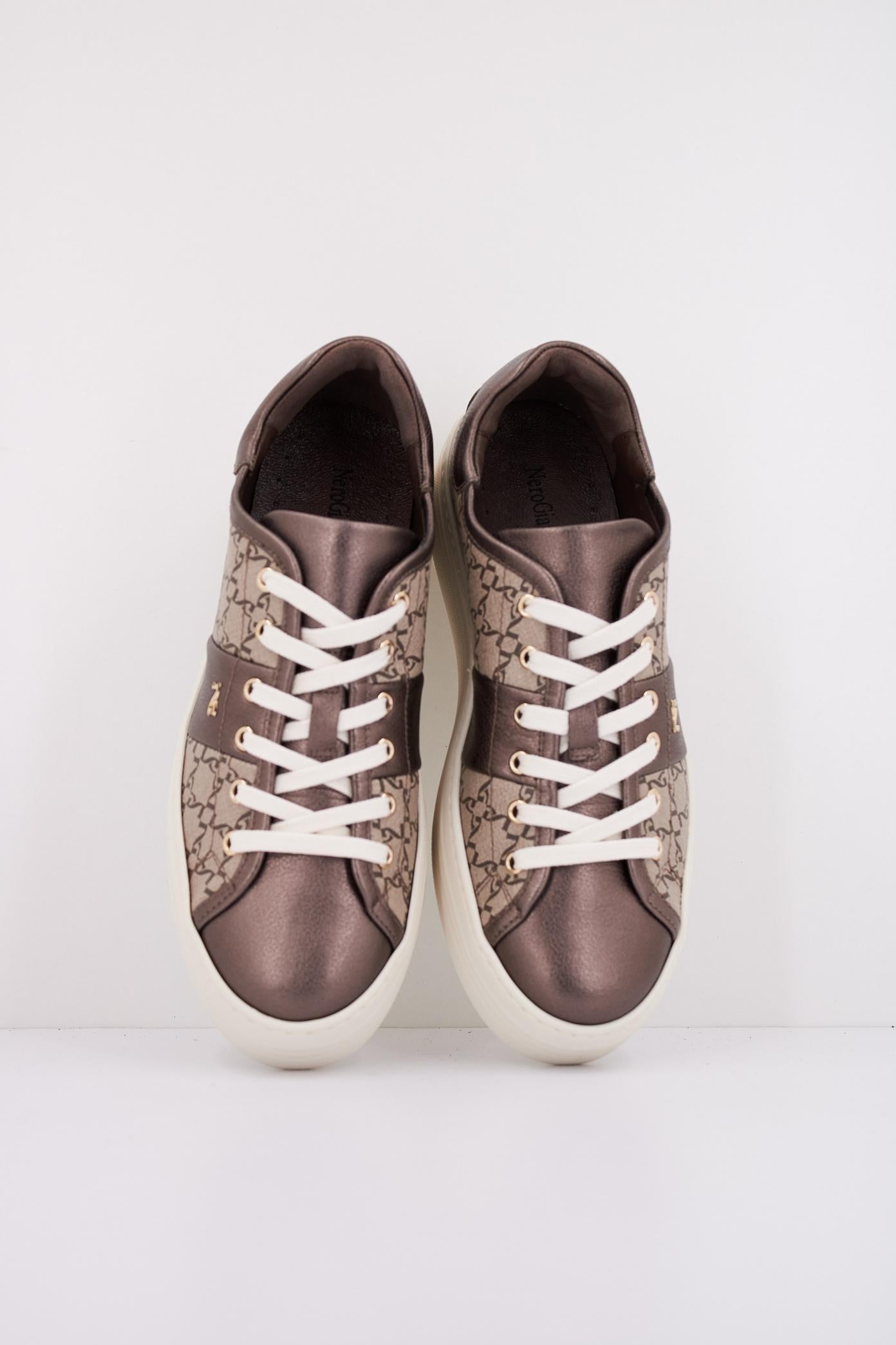 NERO GIARDINI ID en color GRIS (3)