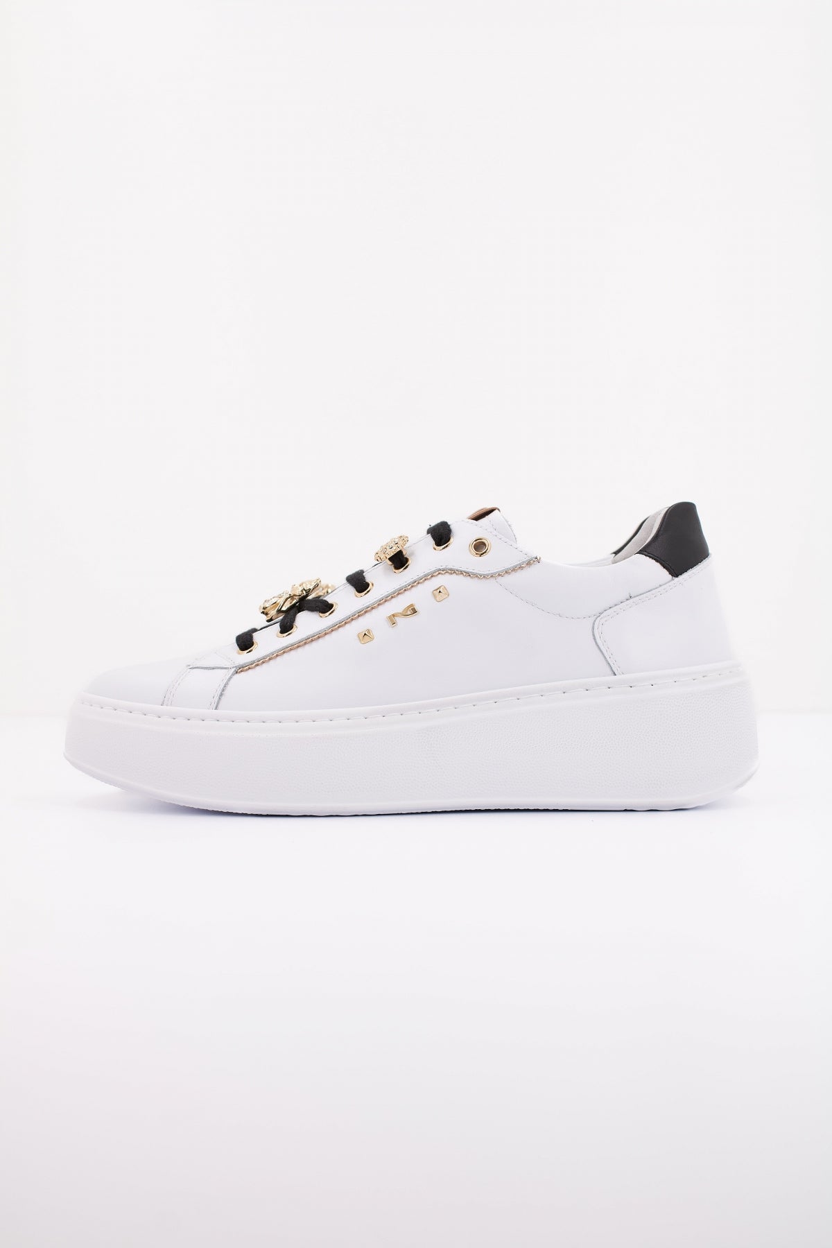 NERO GIARDINI ID en color BLANCO (1)