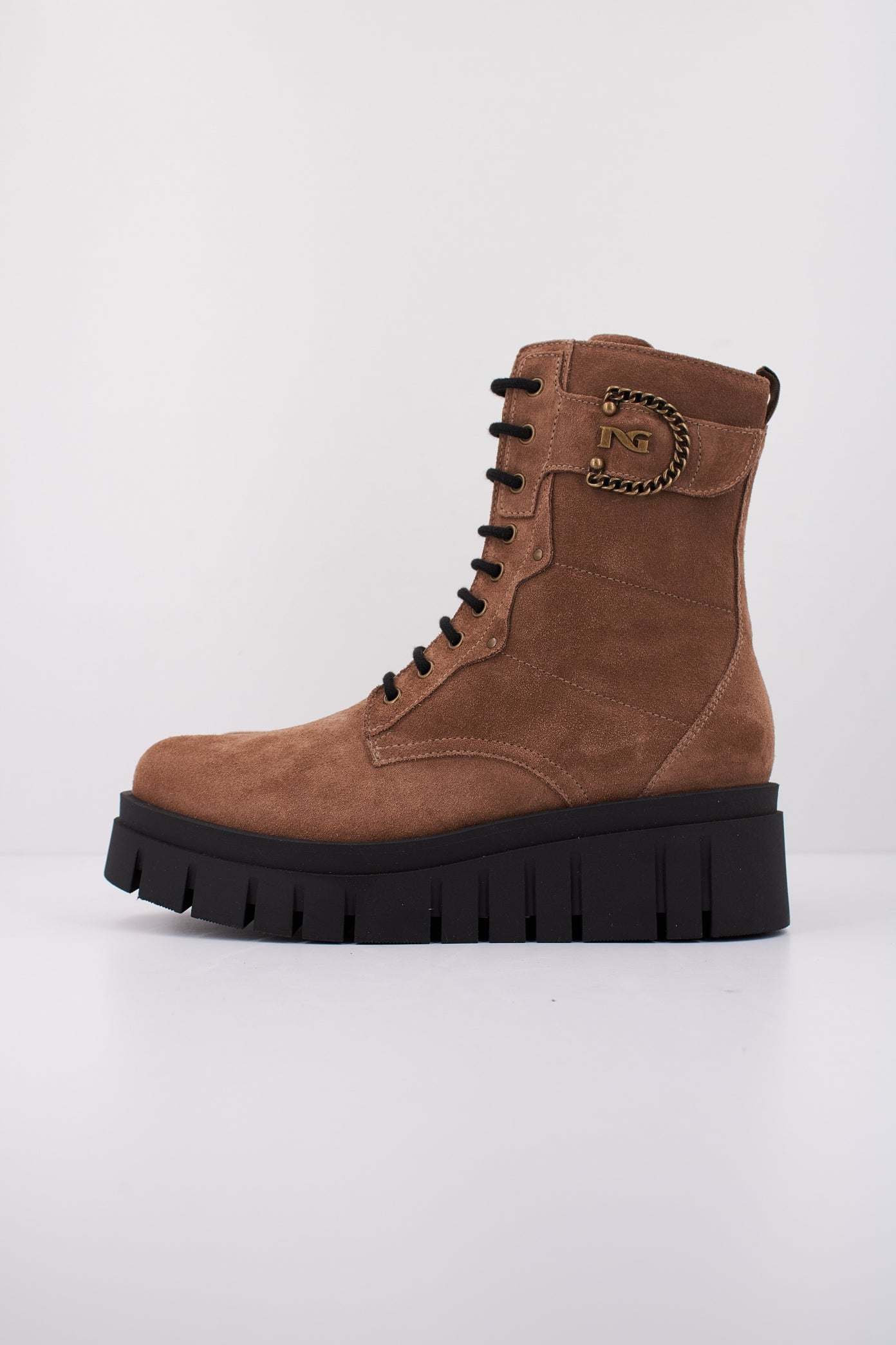 NERO GIARDINI ID en color MARRON CLARO (1)