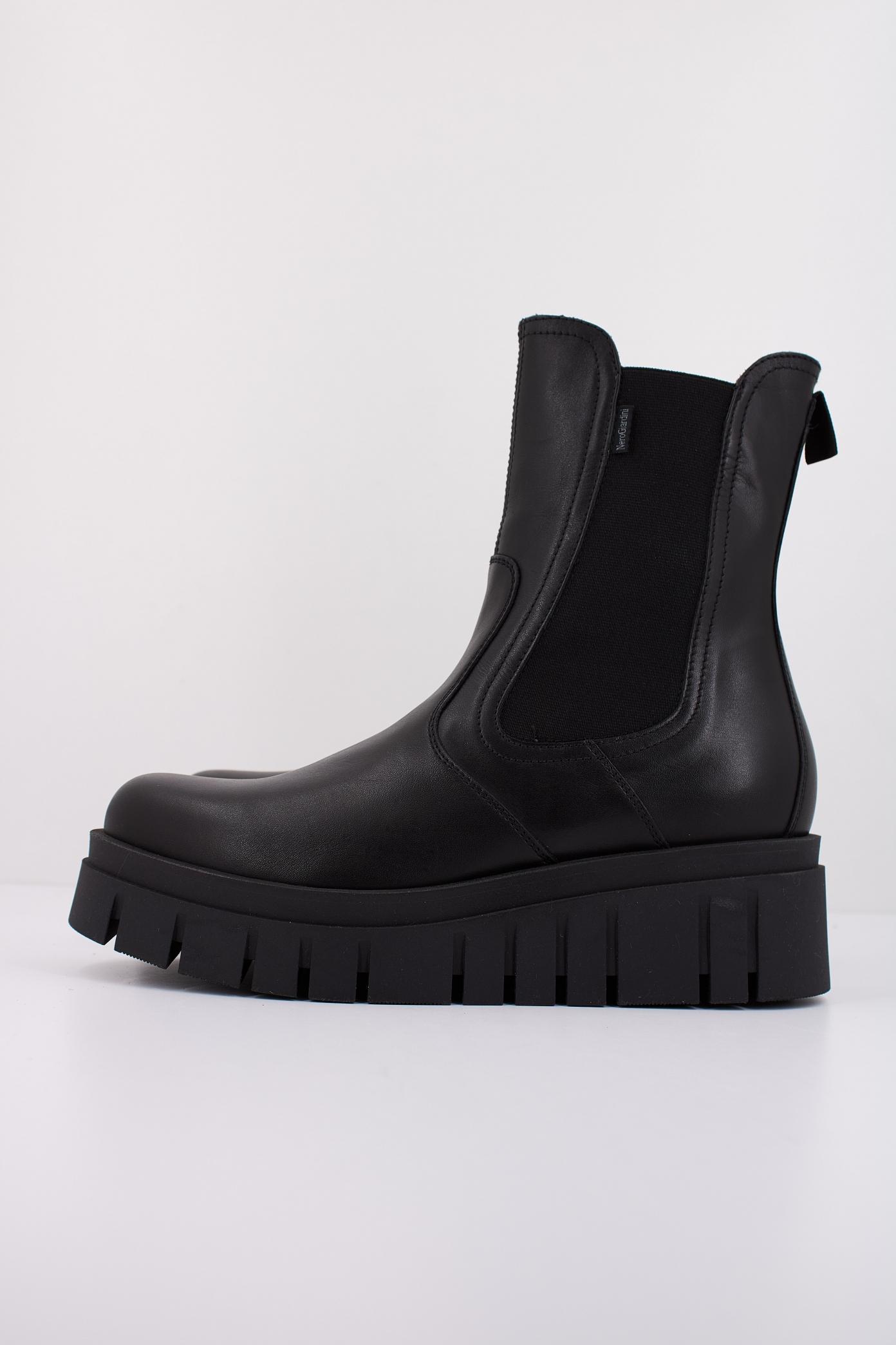NERO GIARDINI ID en color NEGRO (1)