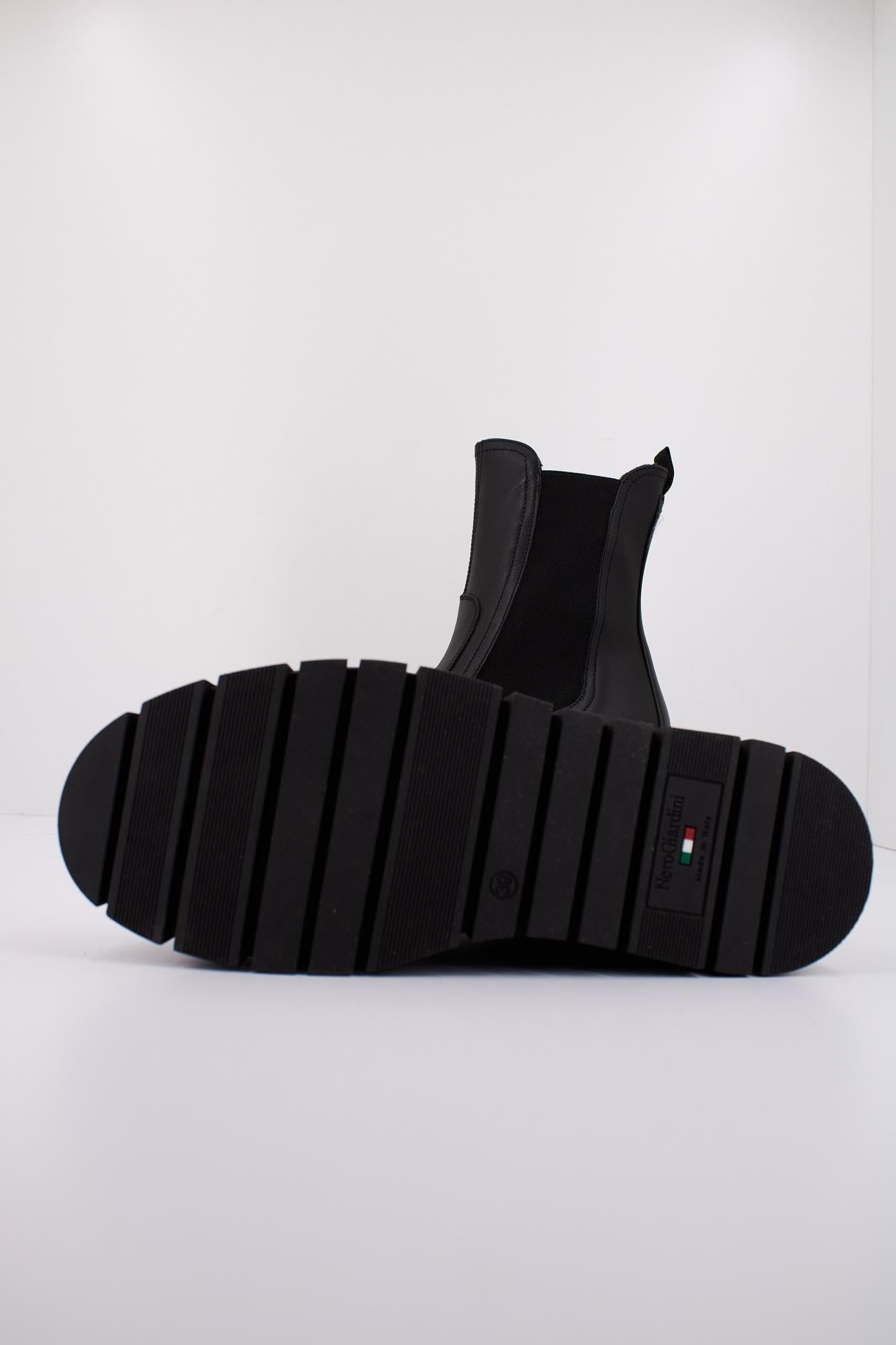 NERO GIARDINI ID en color NEGRO (5)