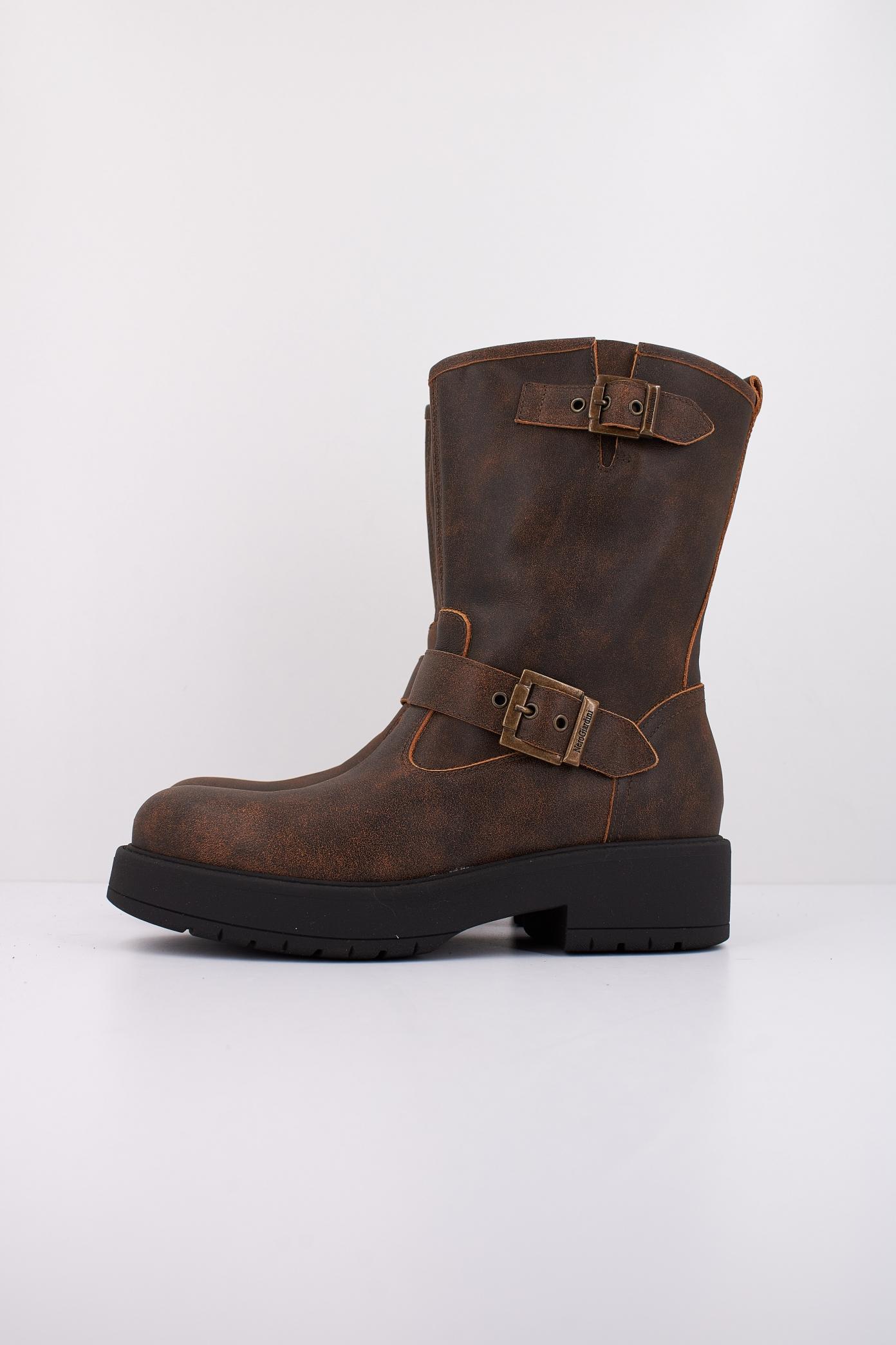 NERO GIARDINI ID en color MARRON (1)