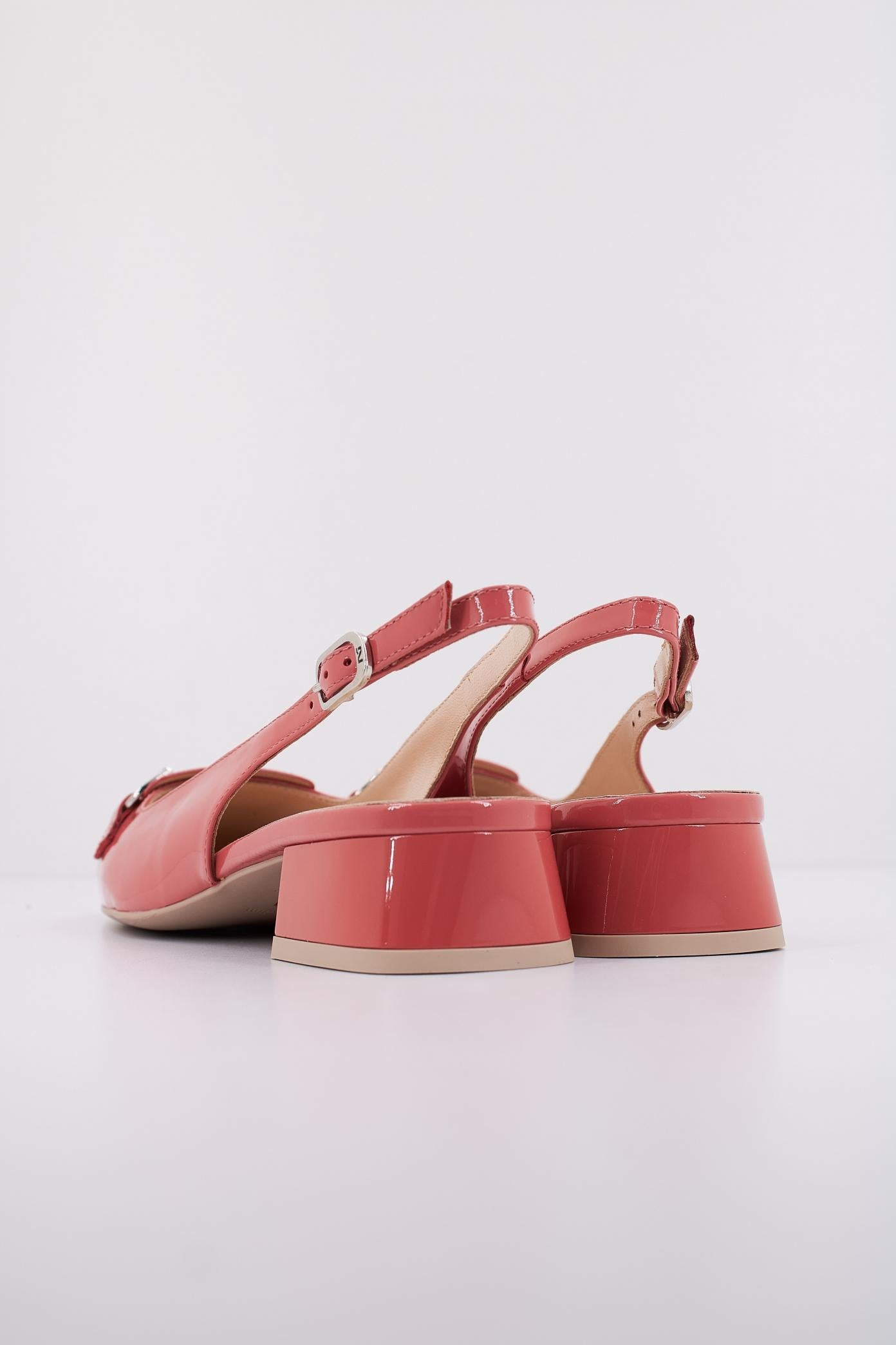 NERO GIARDINI ED en color NUDE (4)