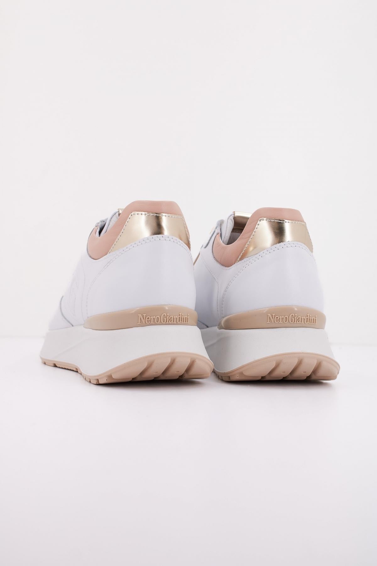 NERO GIARDINI ED en color BLANCO (4)