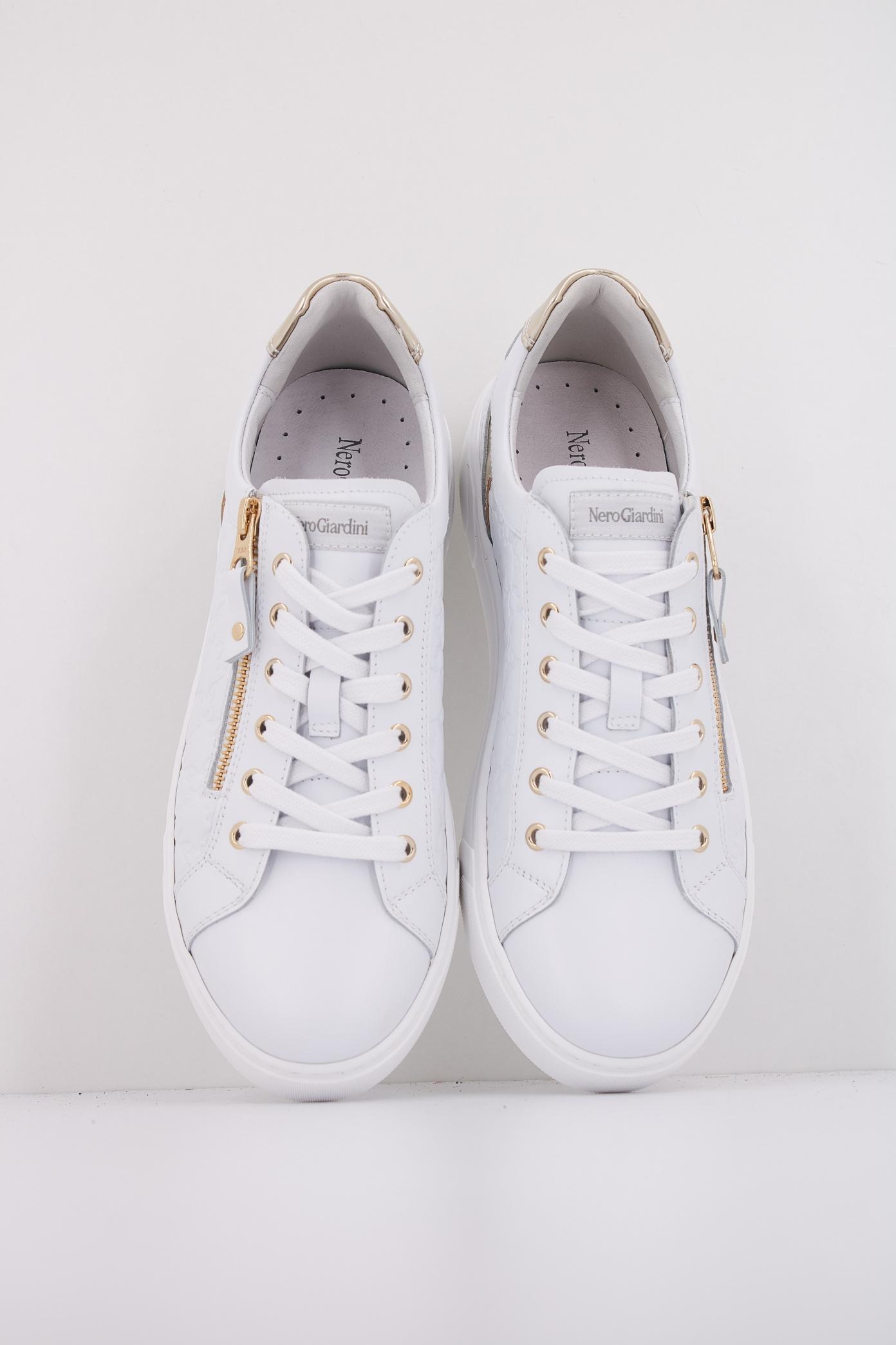 NERO GIARDINI ED en color BLANCO (3)