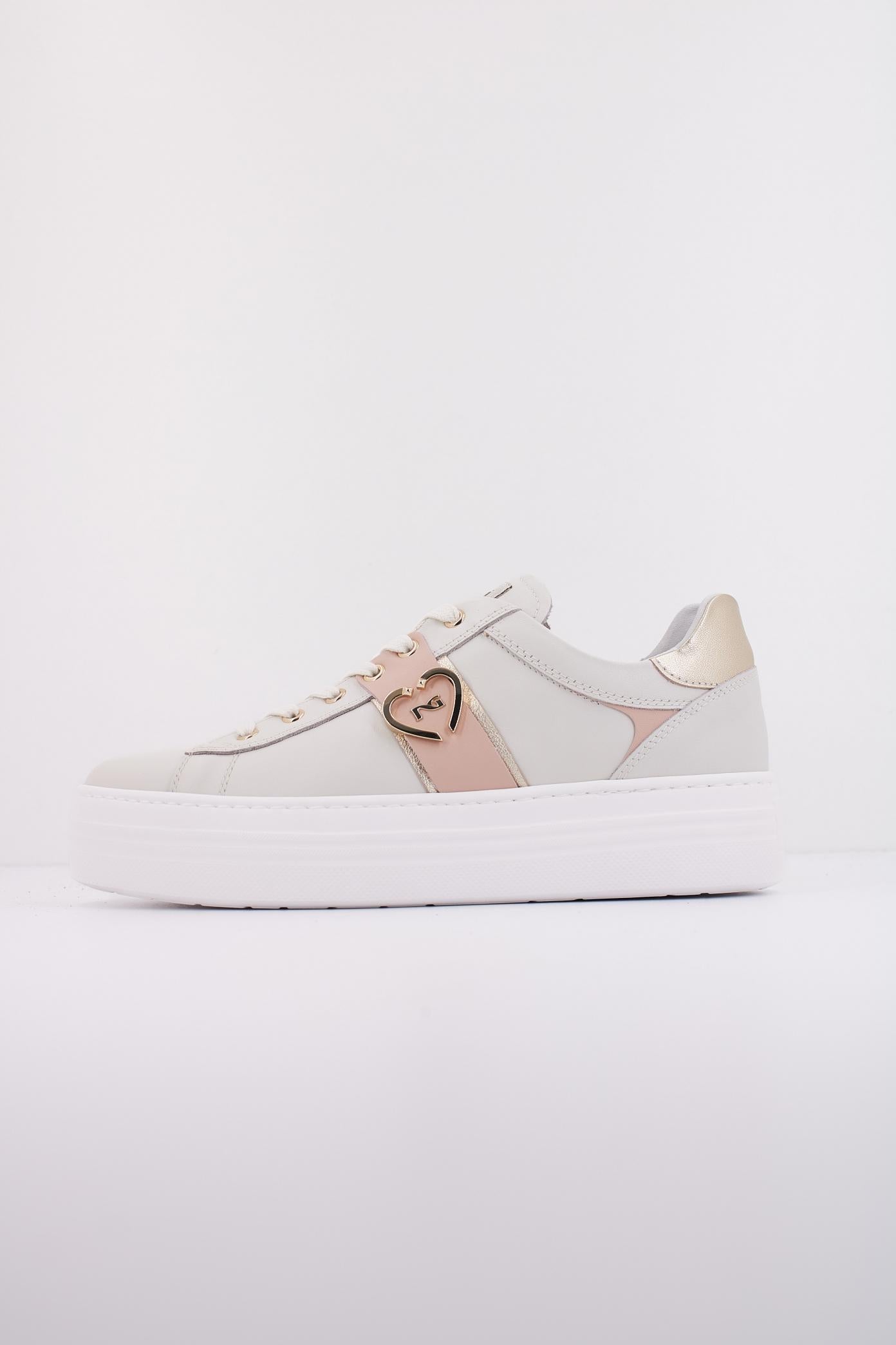 NERO GIARDINI ED en color BLANCO (1)