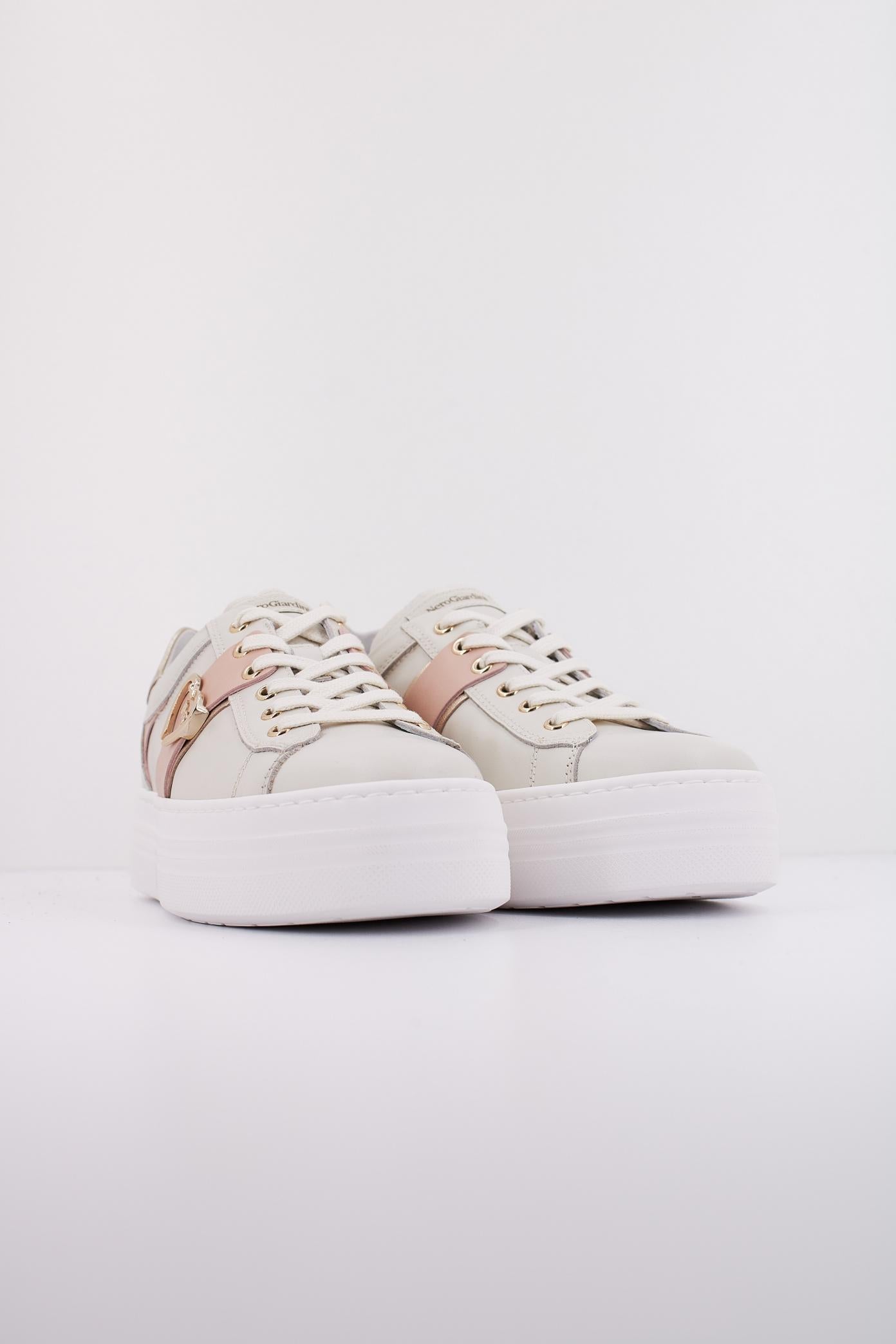 NERO GIARDINI ED en color BLANCO (2)
