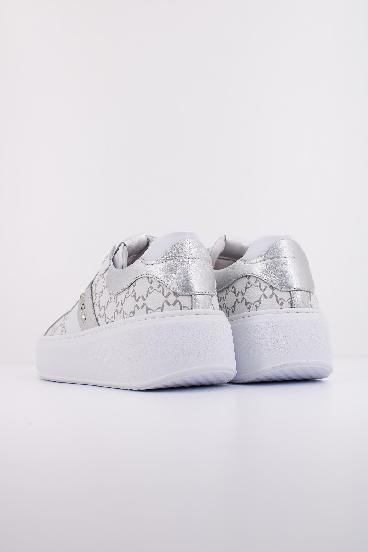 NERO GIARDINI ED en color BLANCO (4)