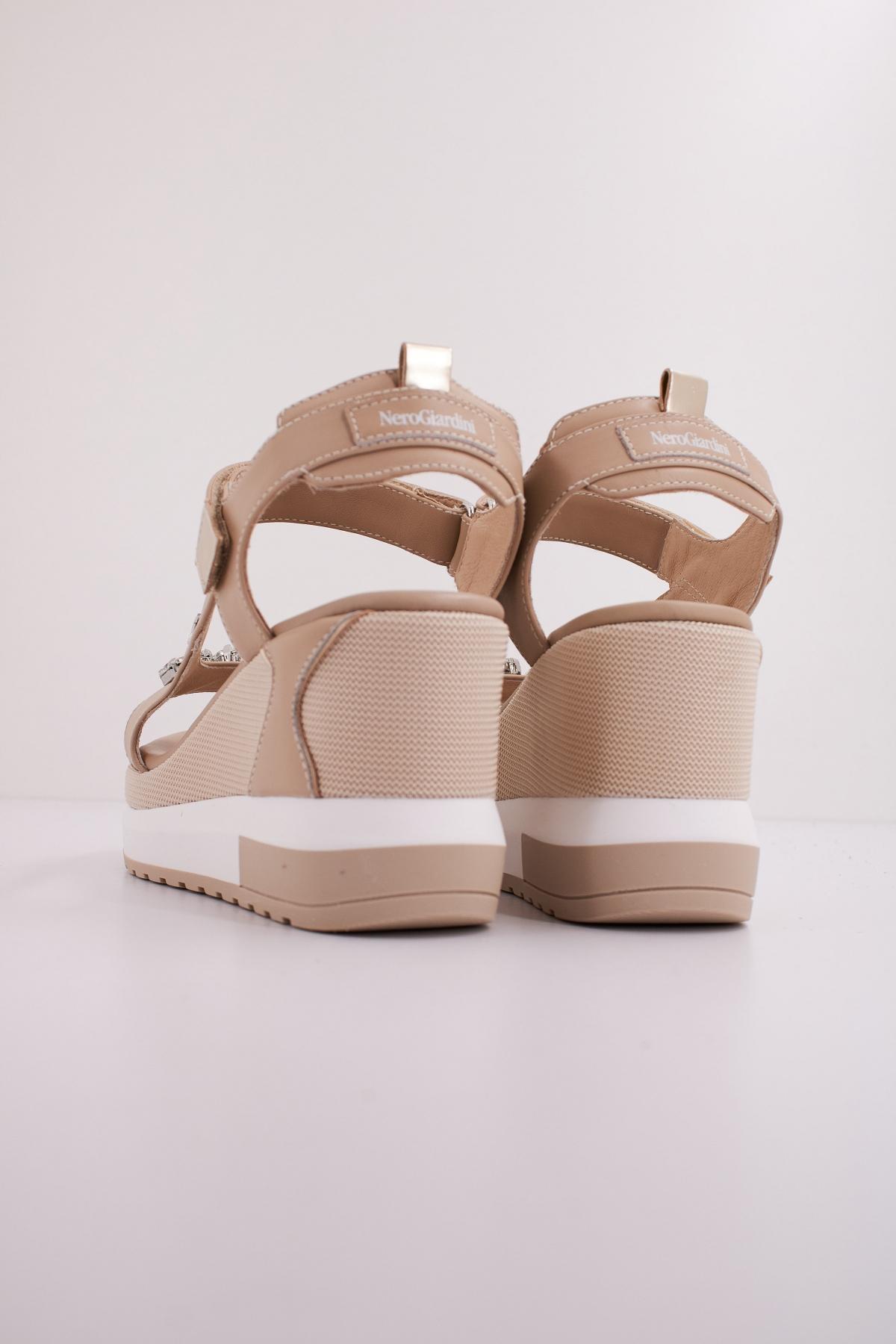 NERO GIARDINI ED en color BEIS (4)
