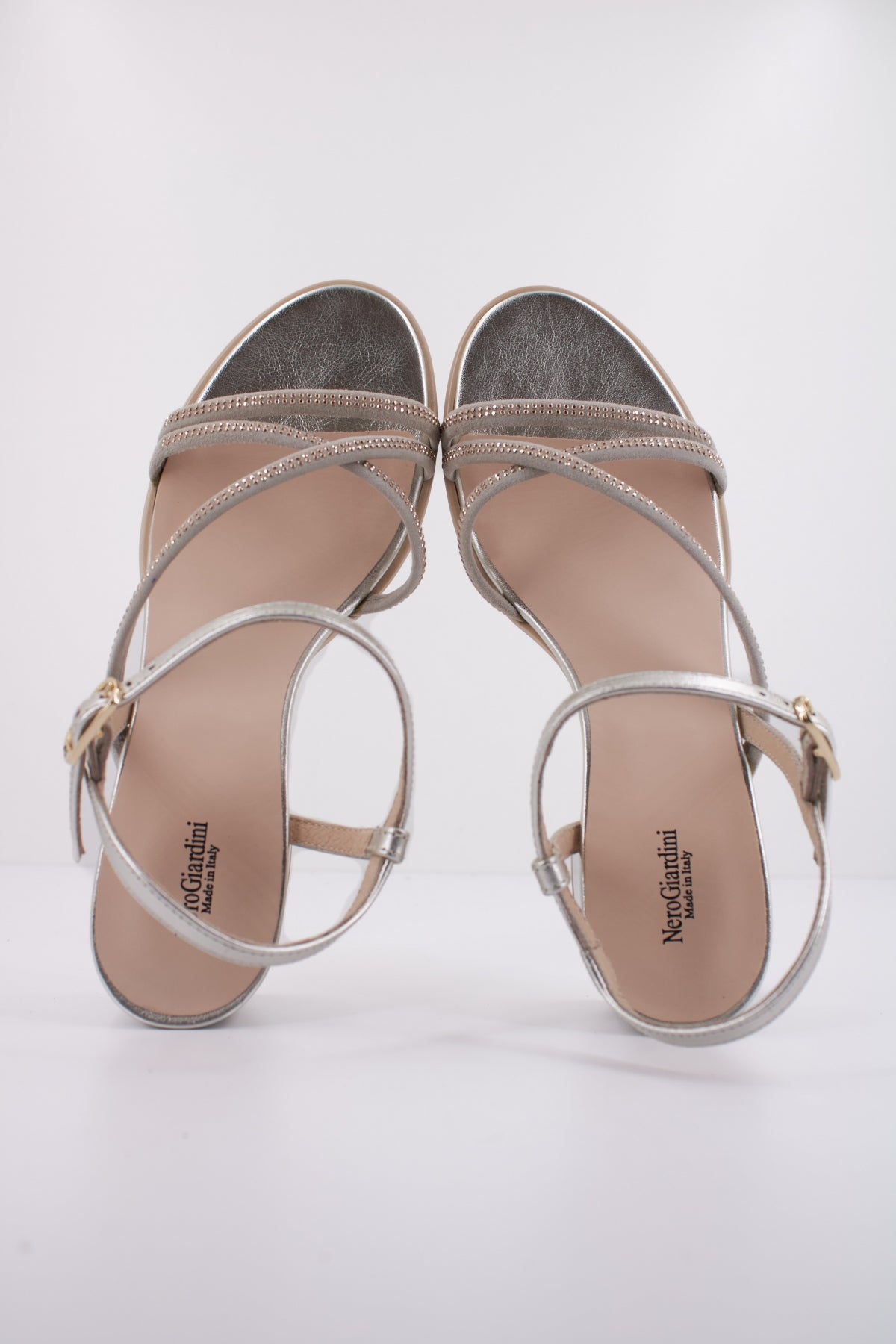 NERO GIARDINI ED en color GRIS (3)