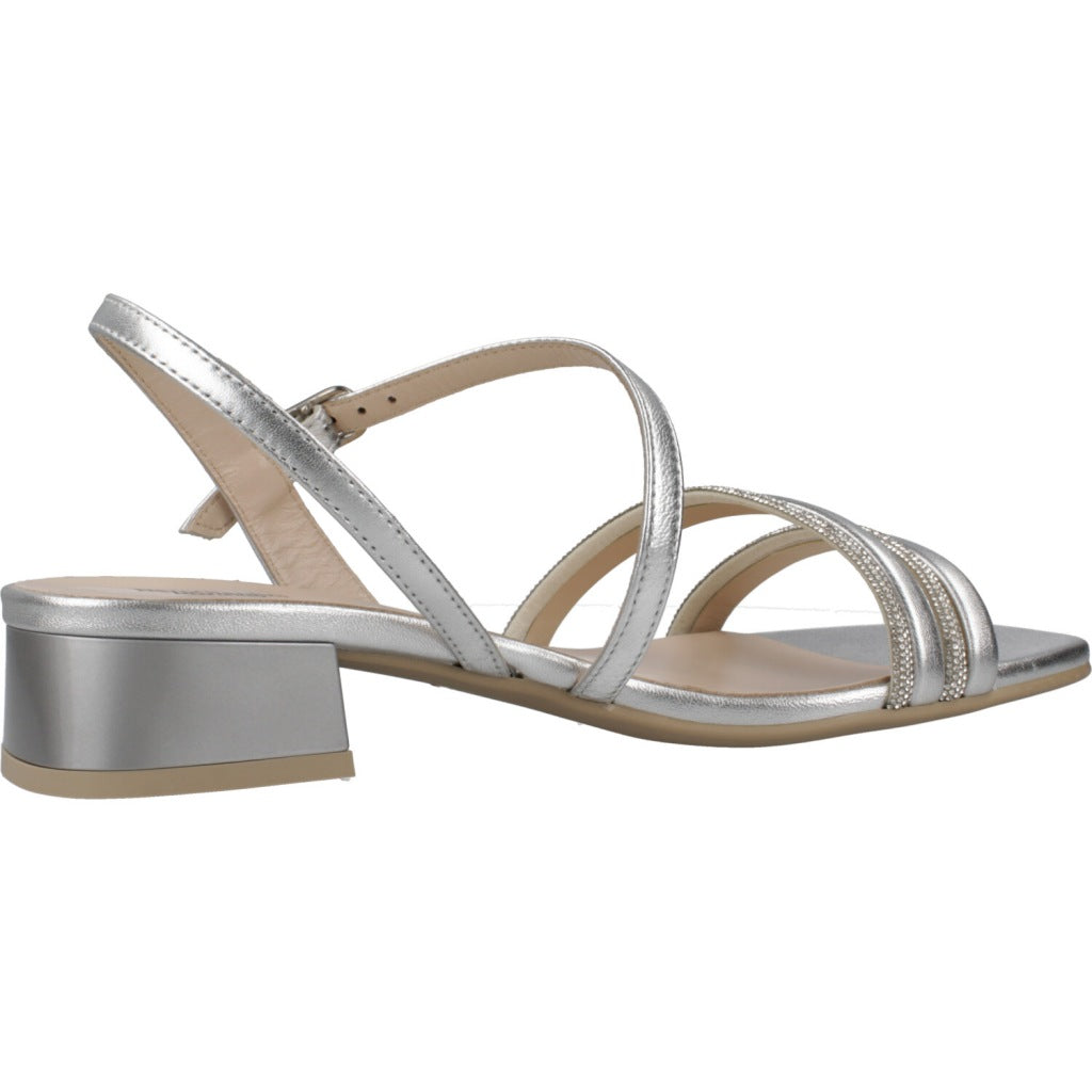NERO GIARDINI ED en color PLATA (4)