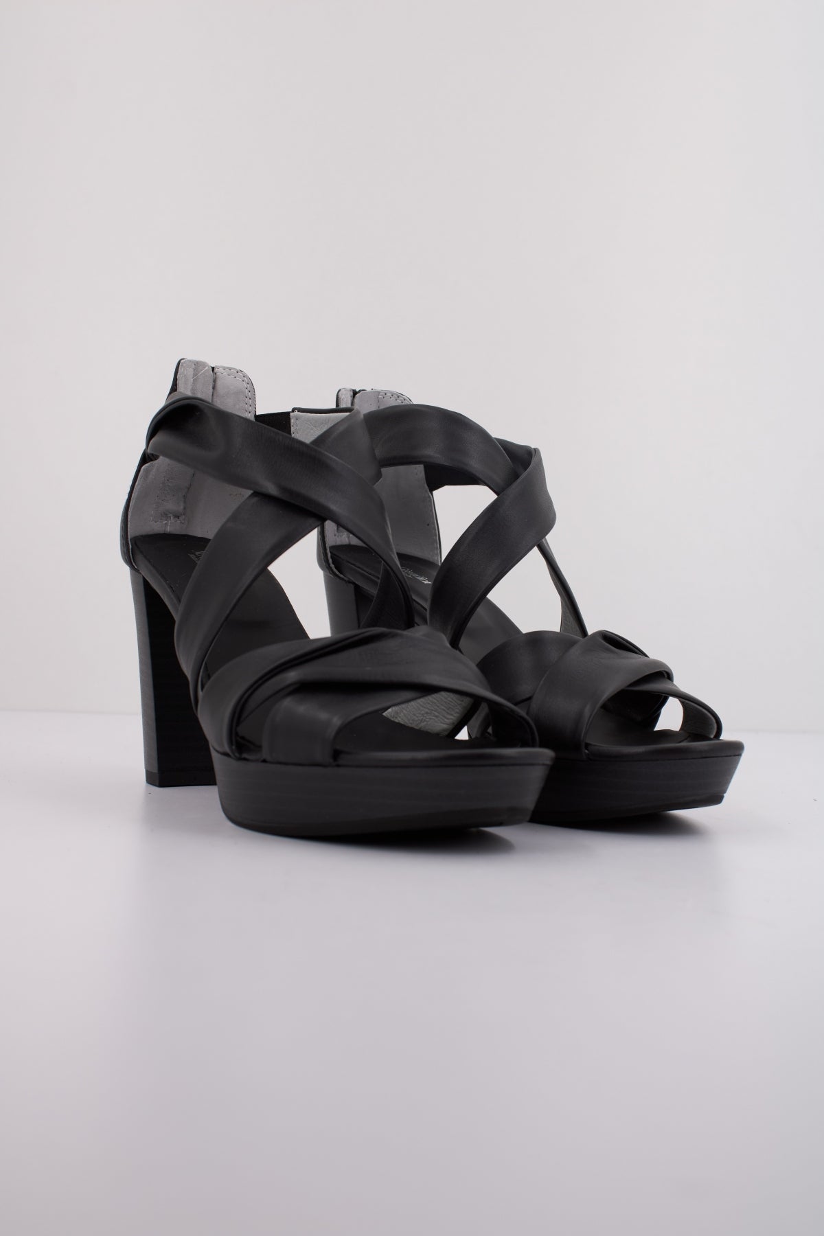 NERO GIARDINI ED en color NEGRO (2)