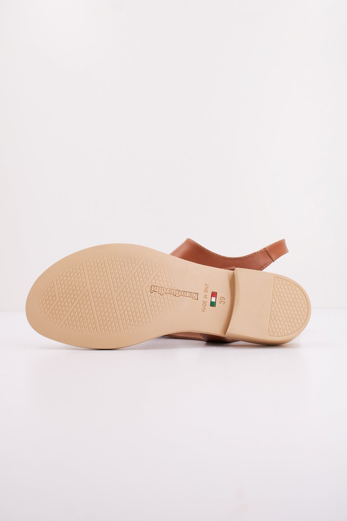 NERO GIARDINI ED en color MARRON (5)