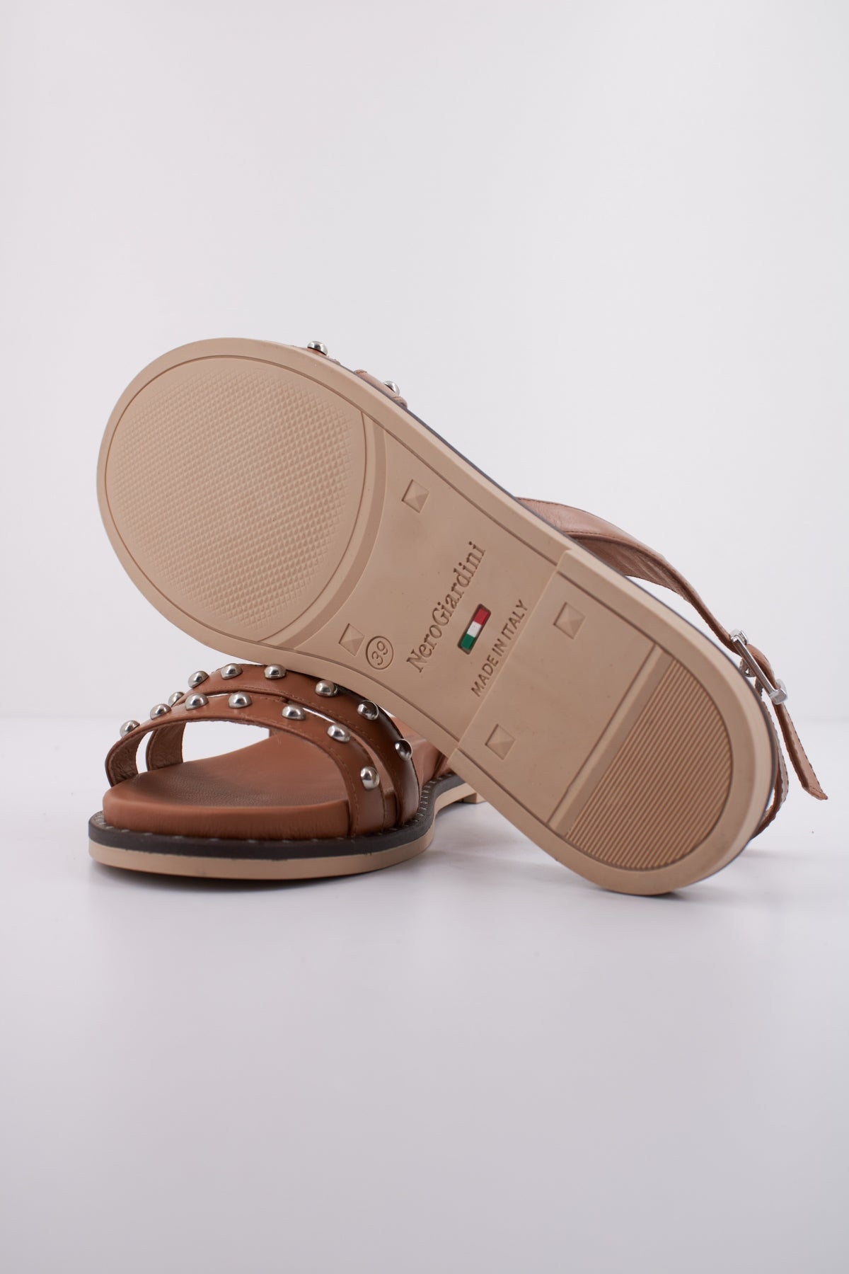 NERO GIARDINI ED en color MARRON (5)