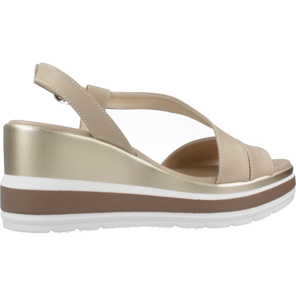 NERO GIARDINI ED en color MARRON CLARO (4)
