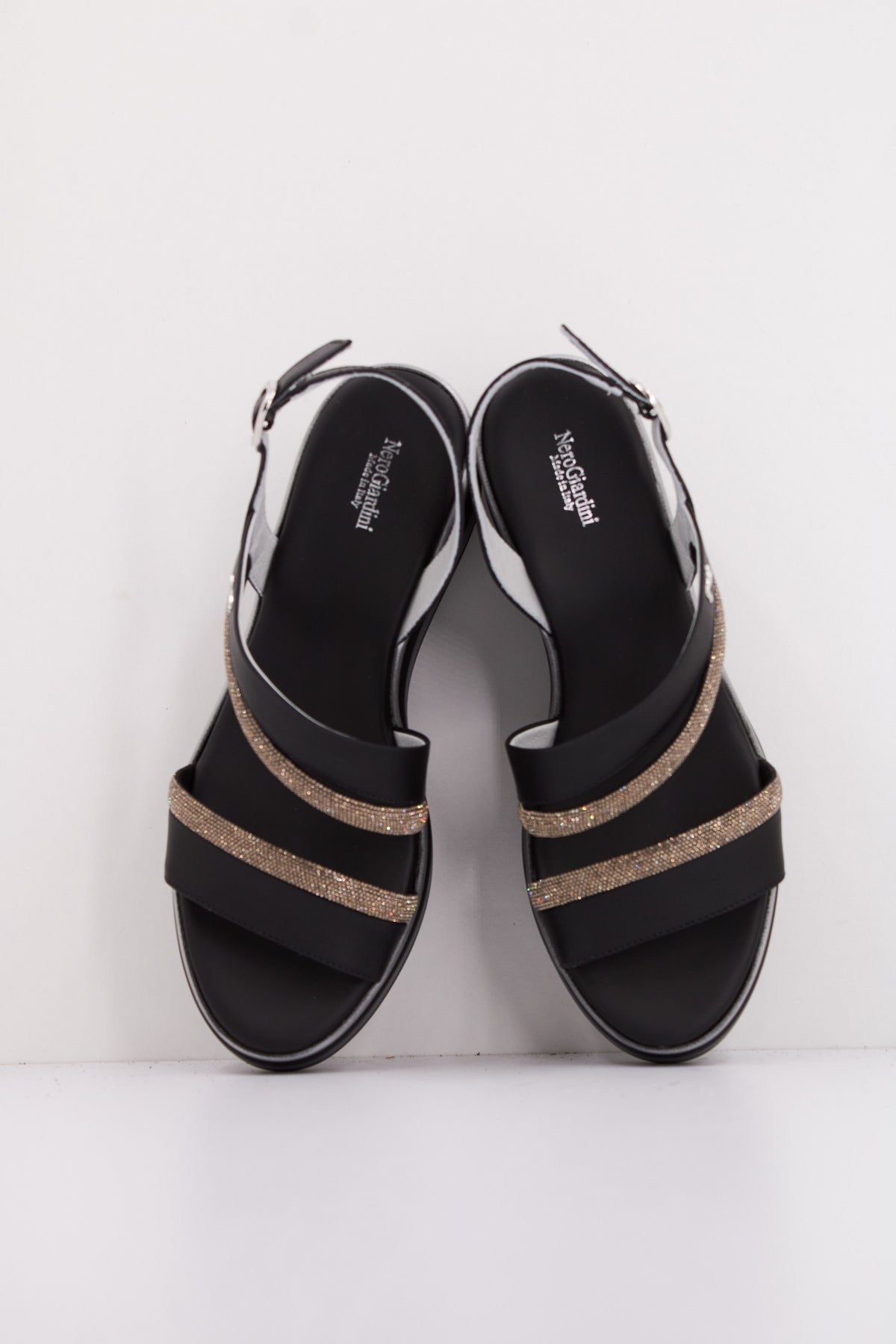 NERO GIARDINI ED en color NEGRO (3)