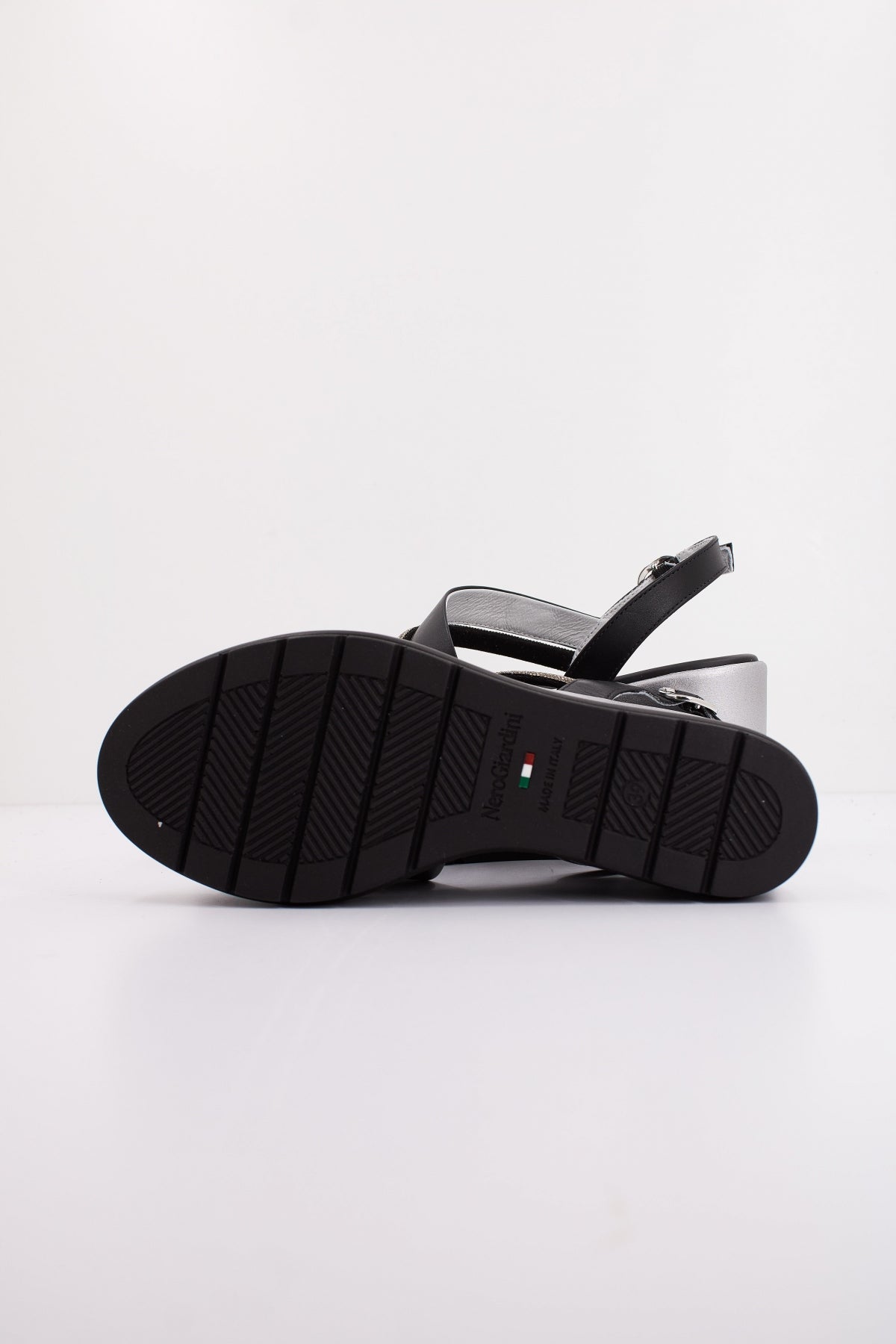 NERO GIARDINI ED en color NEGRO (5)