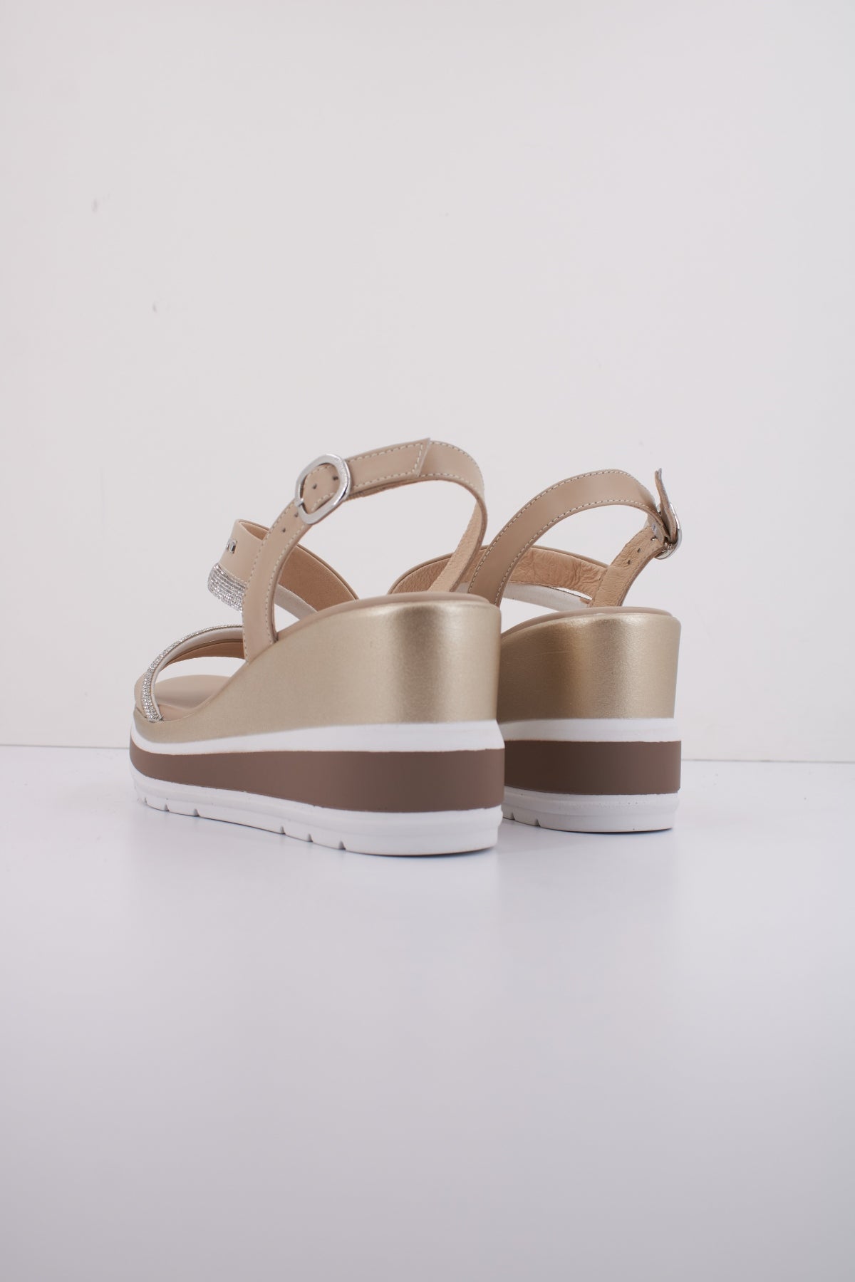NERO GIARDINI ED en color NUDE (4)