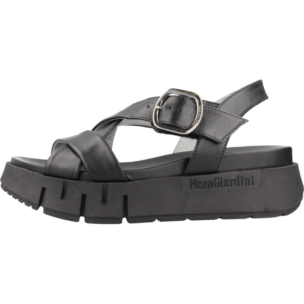 NERO GIARDINI ED en color NEGRO (2)