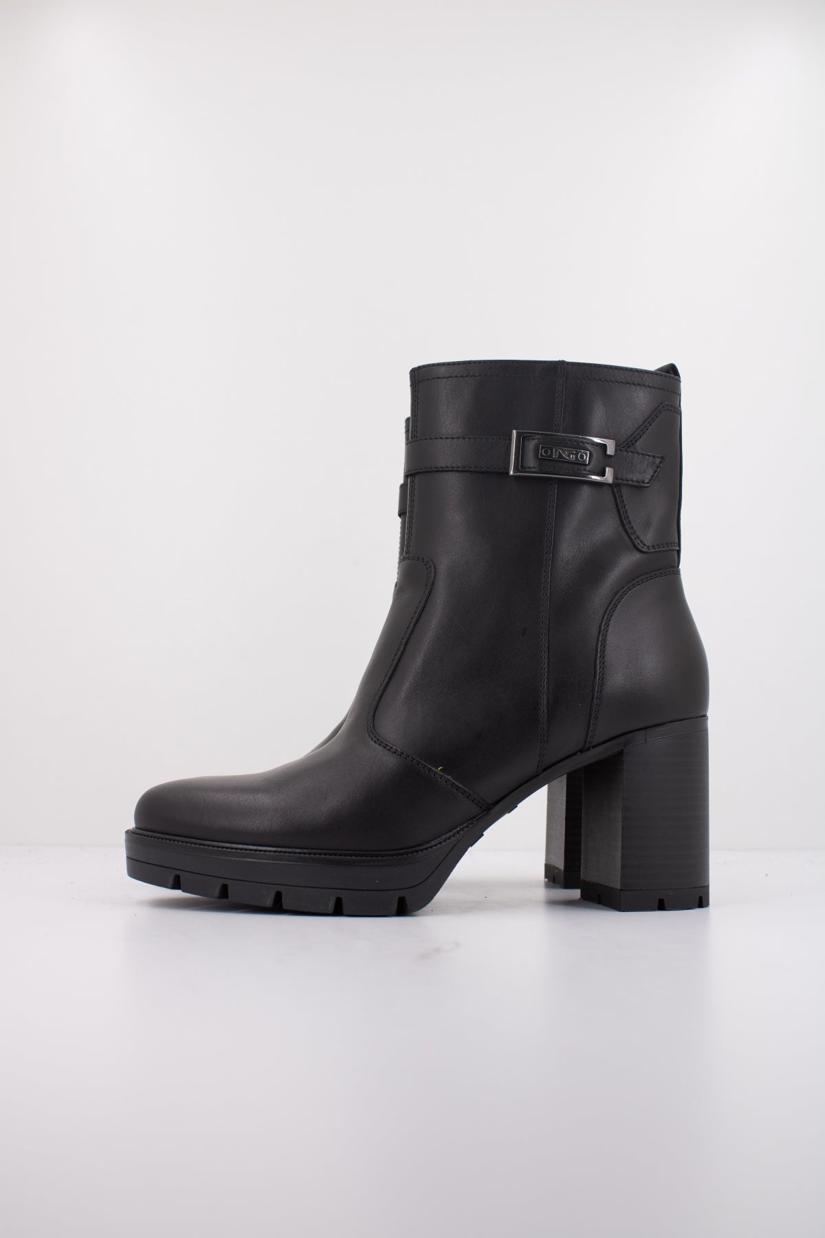 NERO GIARDINI ID en color NEGRO (1)