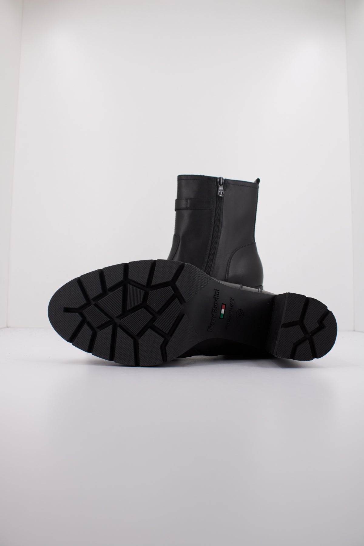 NERO GIARDINI ID en color NEGRO (5)