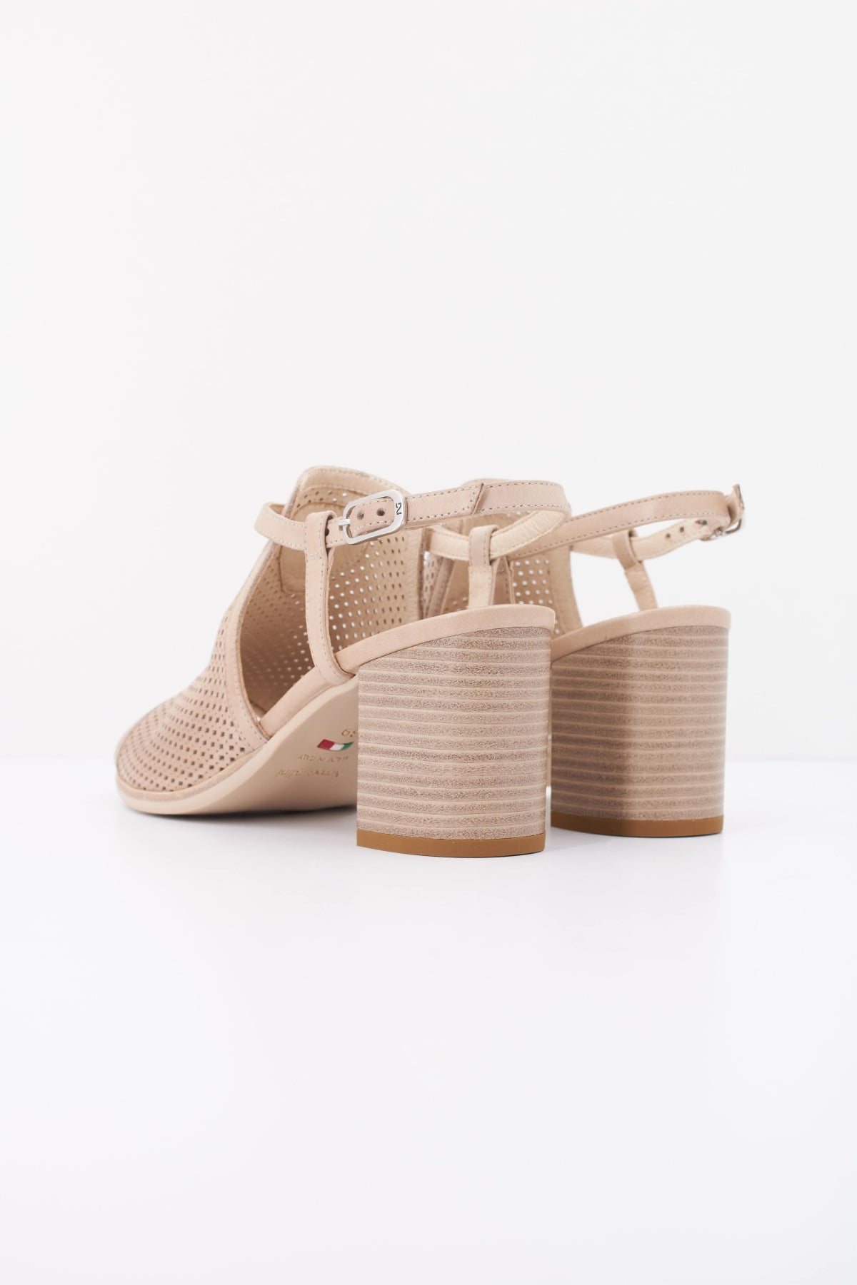 NERO GIARDINI ED en color MARRON CLARO (4)