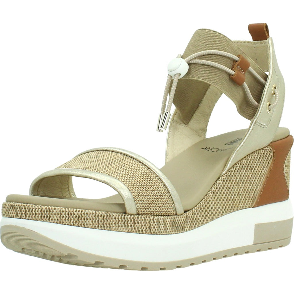 NERO GIARDINI ED en color ORO (1)