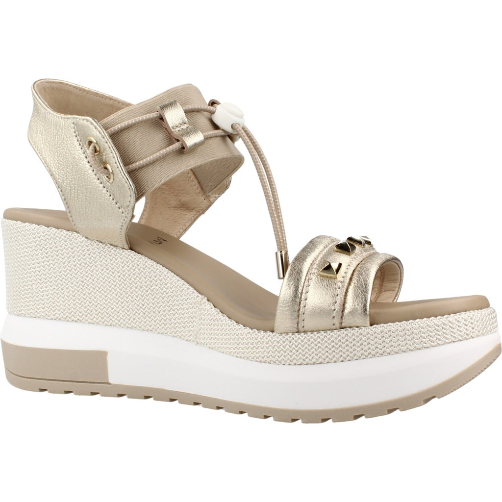 NERO GIARDINI ED en color ORO (5)