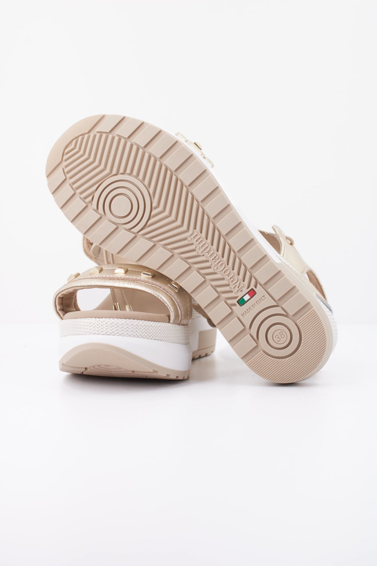 NERO GIARDINI ED en color ORO (5)