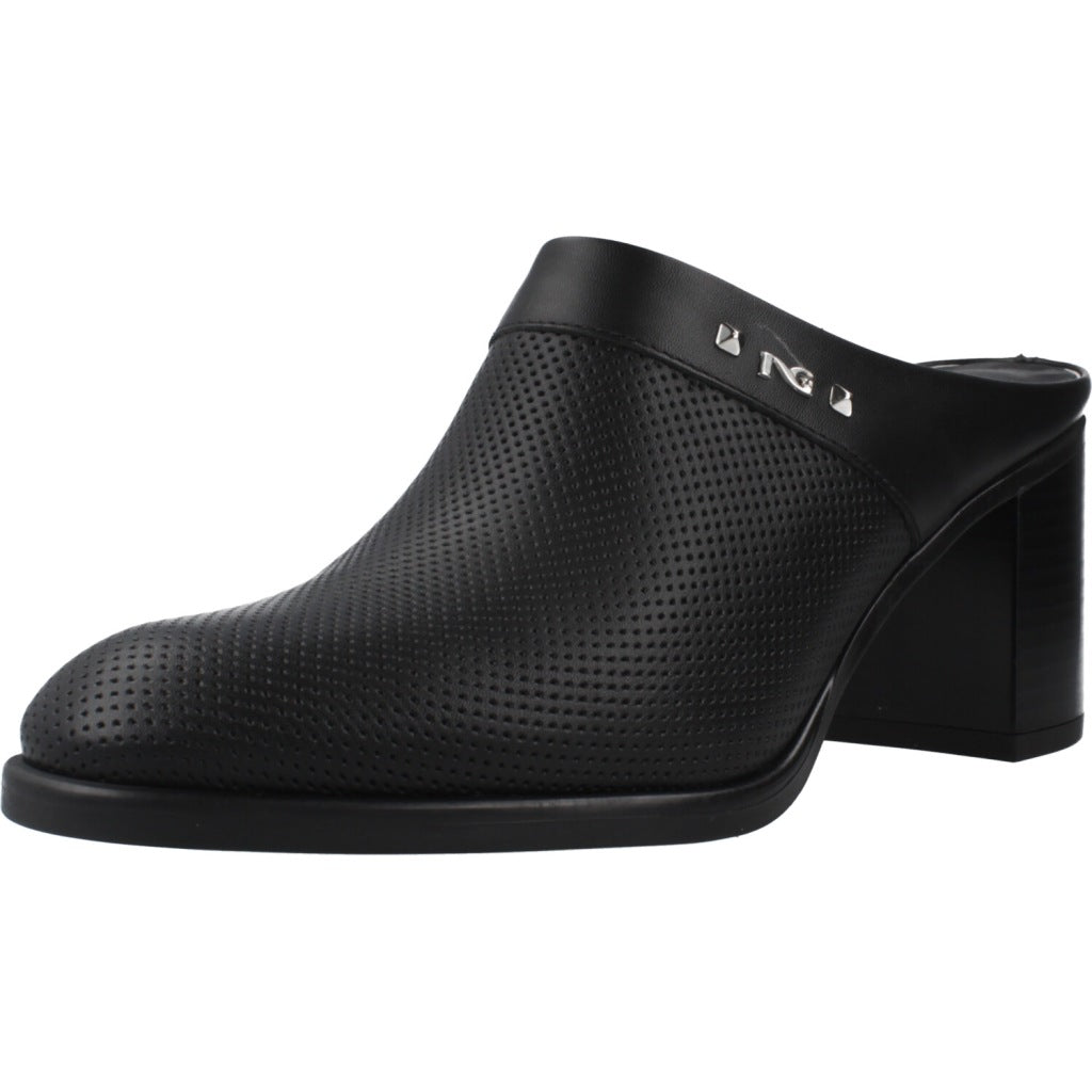 NERO GIARDINI ED en color NEGRO (1)