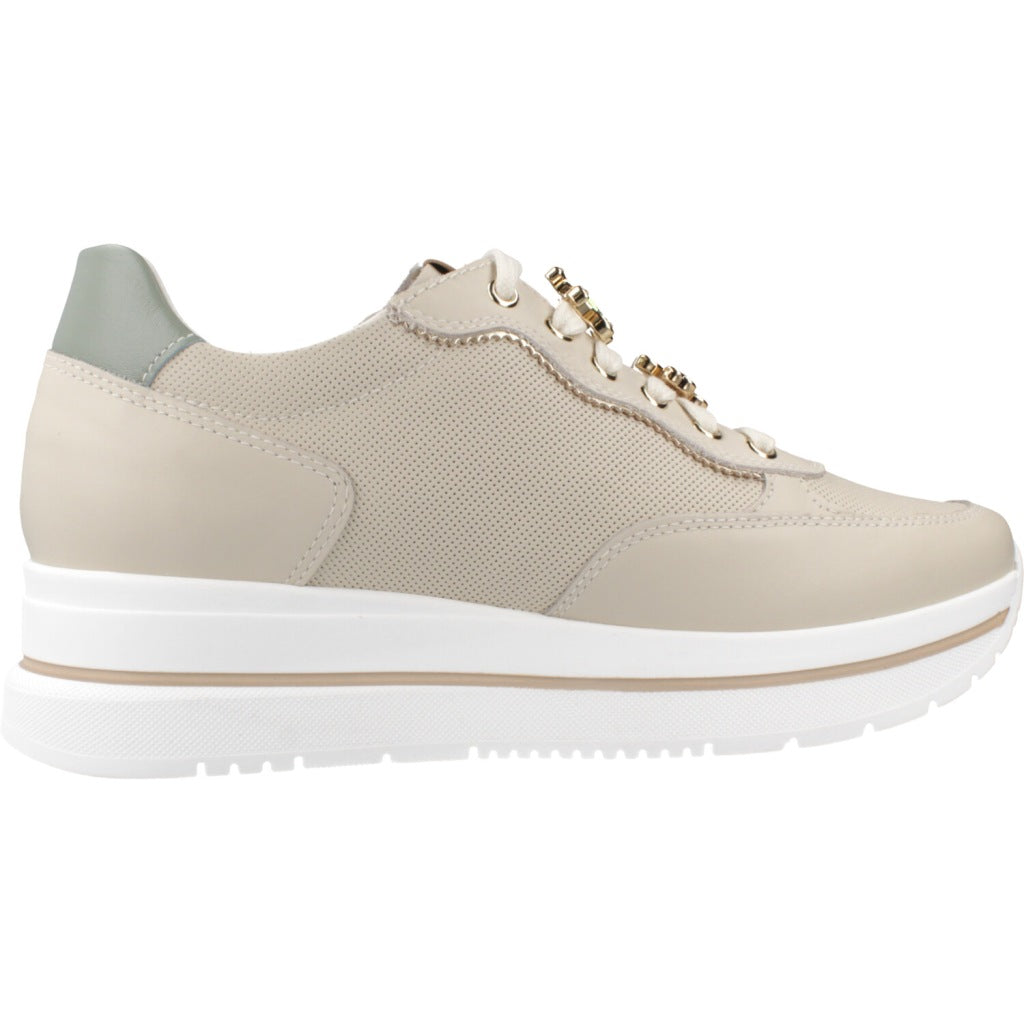NERO GIARDINI DEPORTIVO CORDONES VELVET en color BEIS (4)