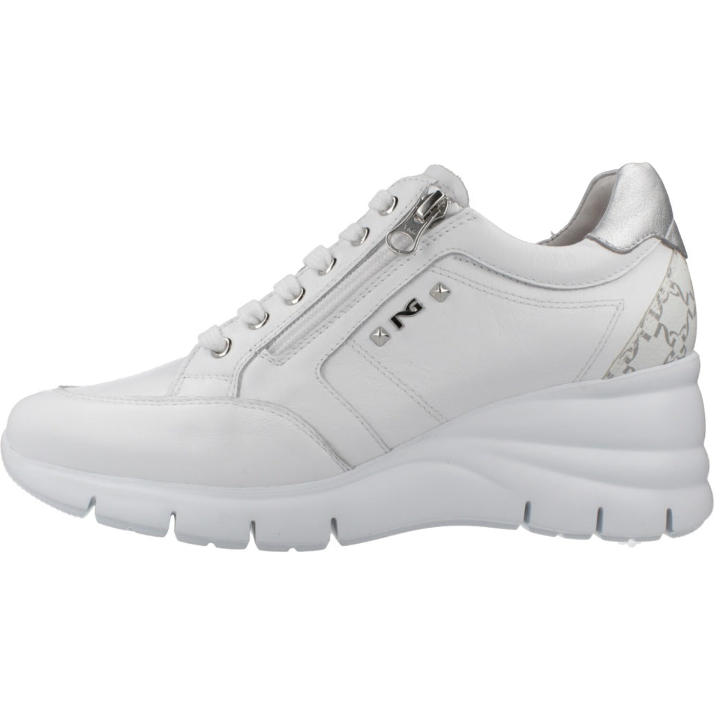 NERO GIARDINI ED en color BLANCO (2)