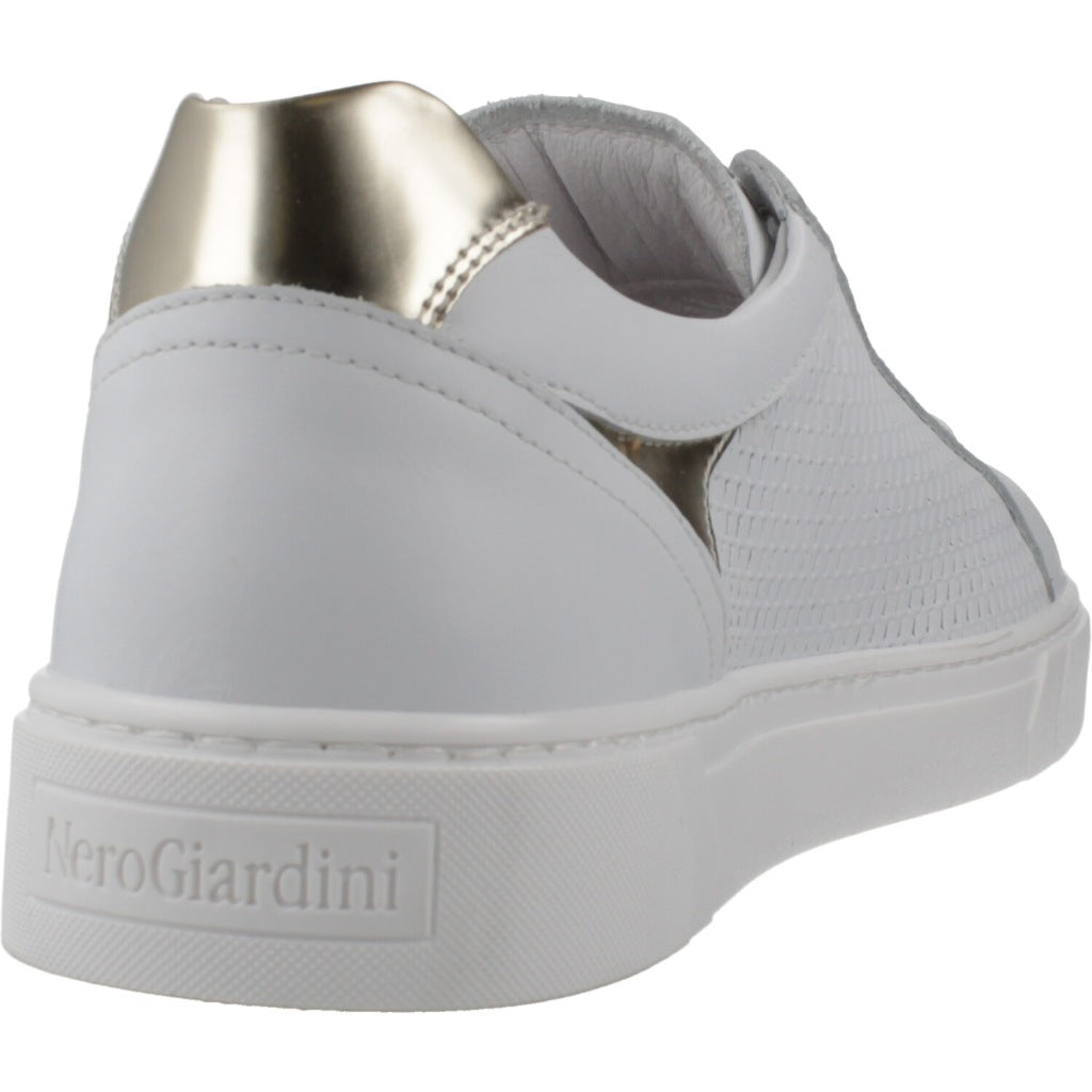 NERO GIARDINI ED en color BLANCO (3)