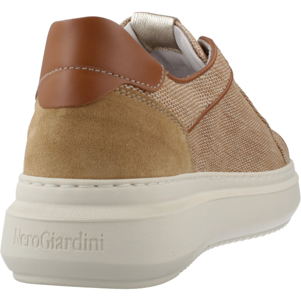 NERO GIARDINI ED en color MARRON (3)