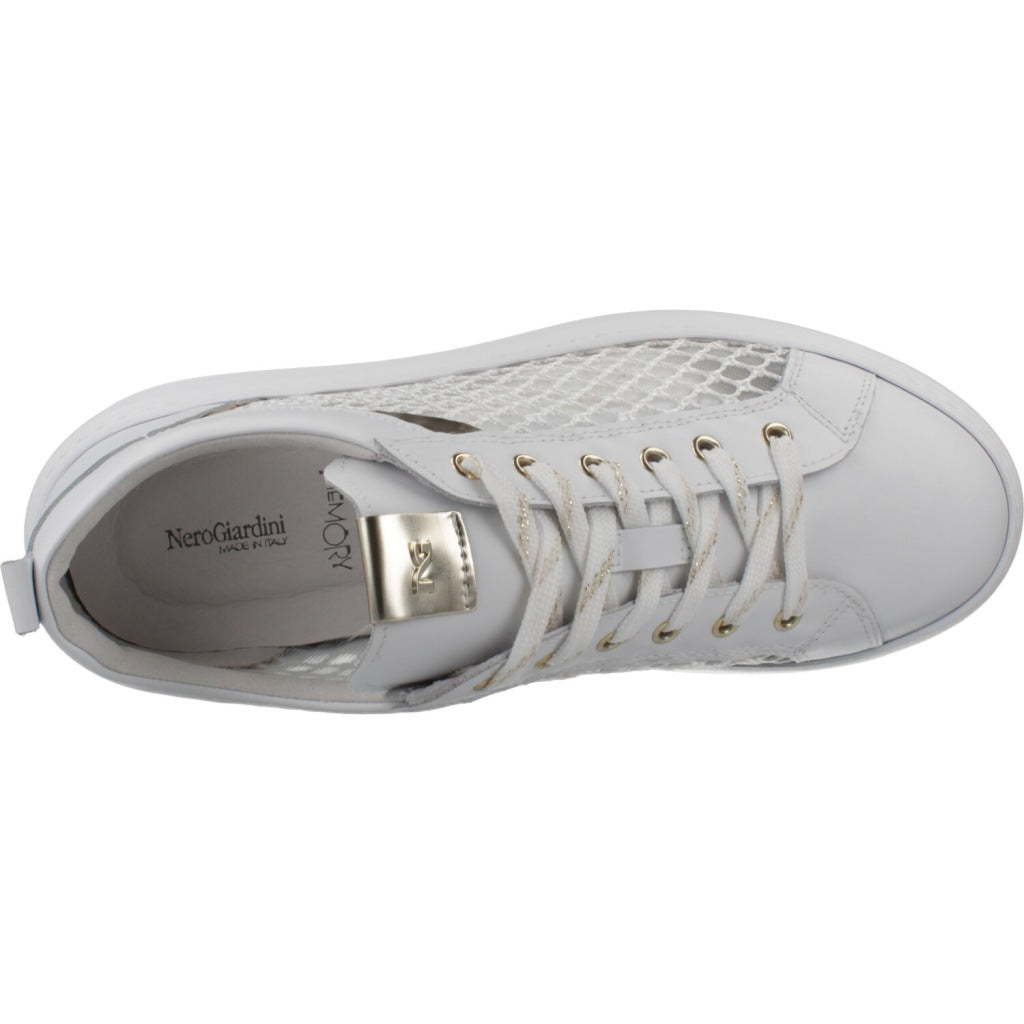 NERO GIARDINI ED en color BLANCO (7)