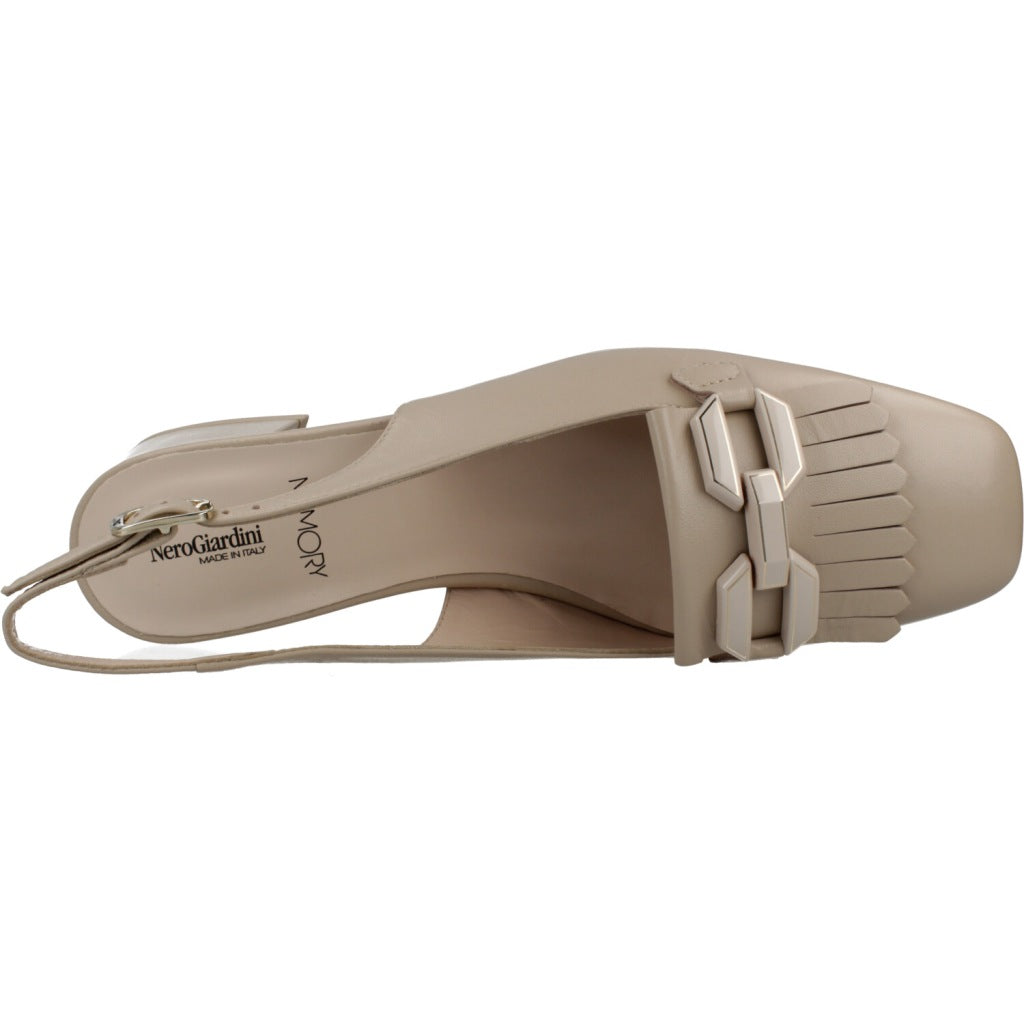 NERO GIARDINI ED en color BEIS (7)