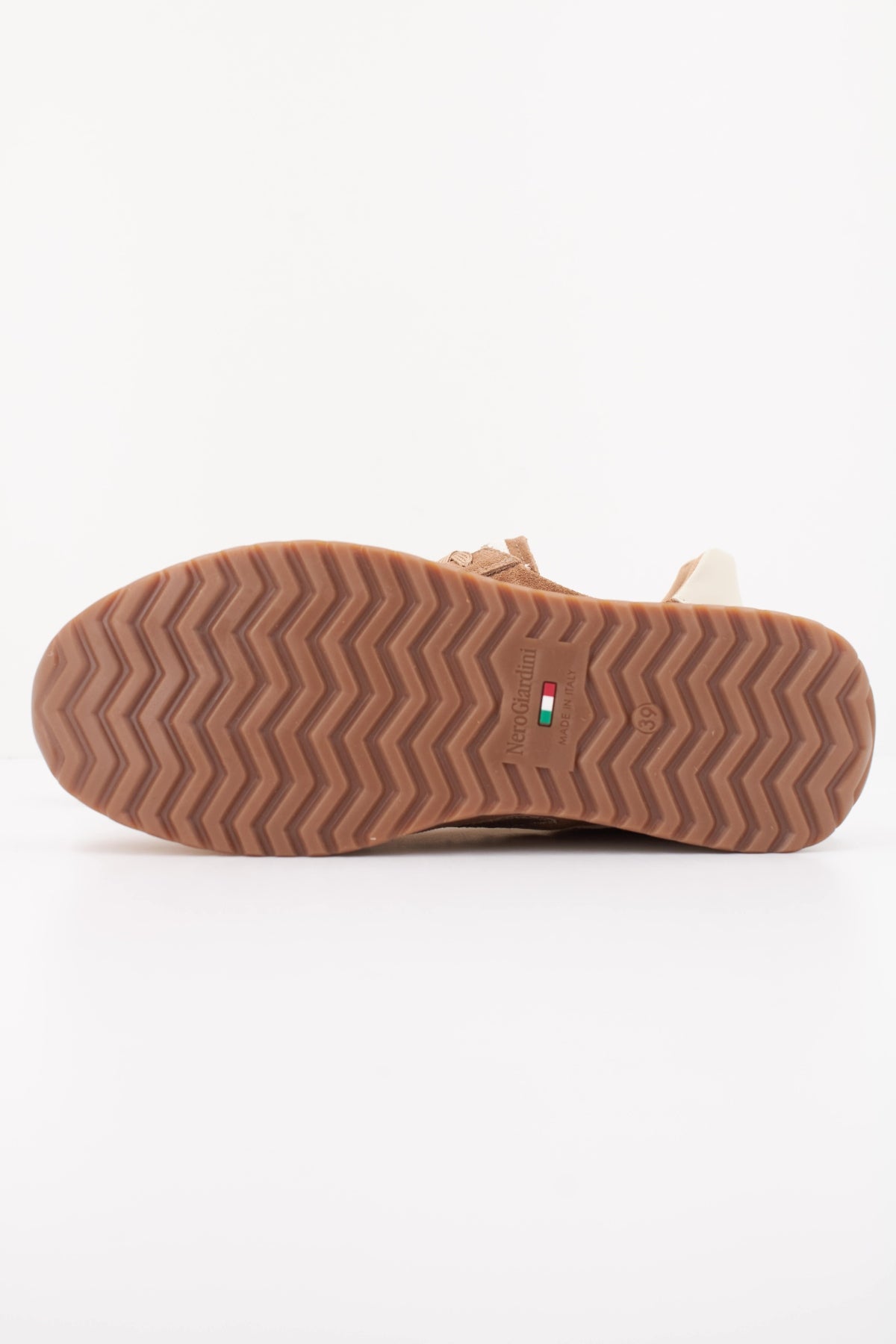 NERO GIARDINI VELOUR en color MARRON CLARO (5)