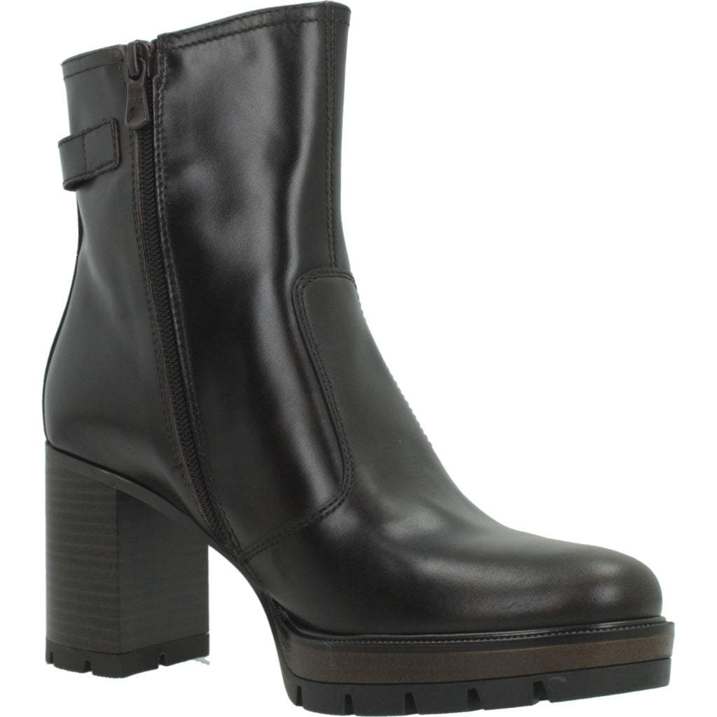 NERO GIARDINI ID en color MARRON (5)