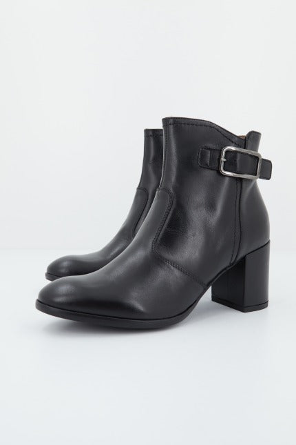 NERO GIARDINI AD en color NEGRO (1)