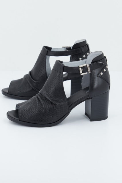 NERO GIARDINI ED en color NEGRO (1)