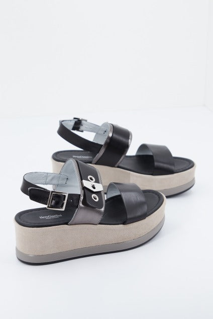 NERO GIARDINI ED en color NEGRO (1)