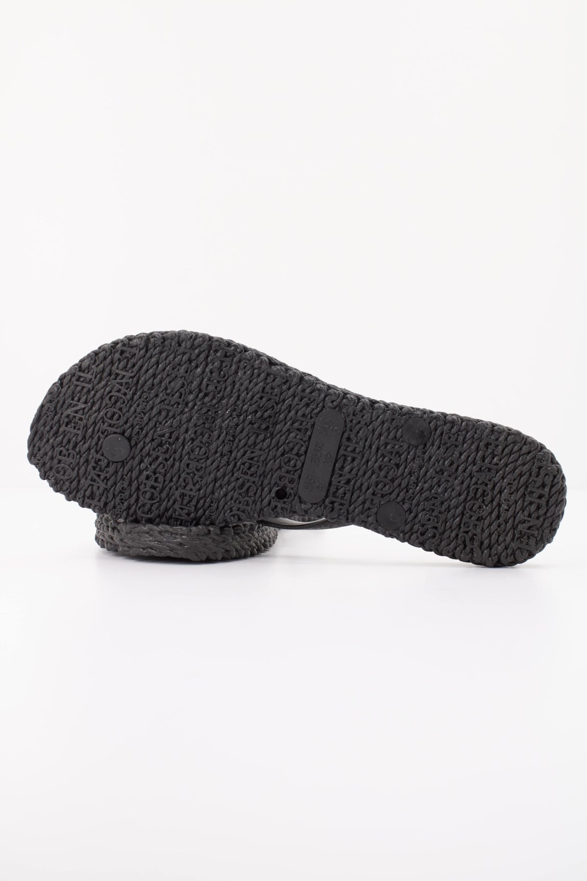 ILSE JACOBSEN CHEERFUL en color NEGRO (5)