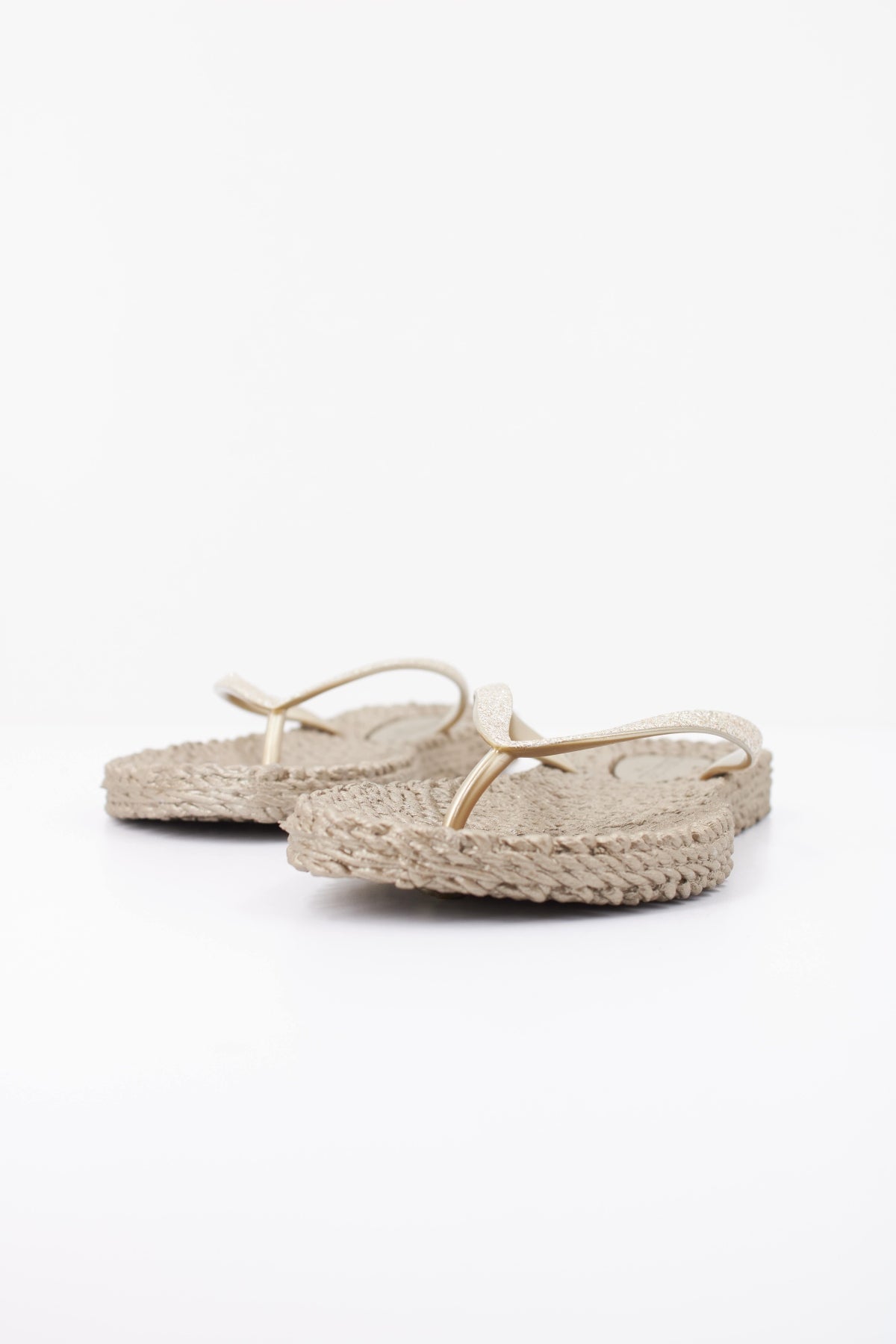 ILSE JACOBSEN CHEERFUL en color ORO (3)