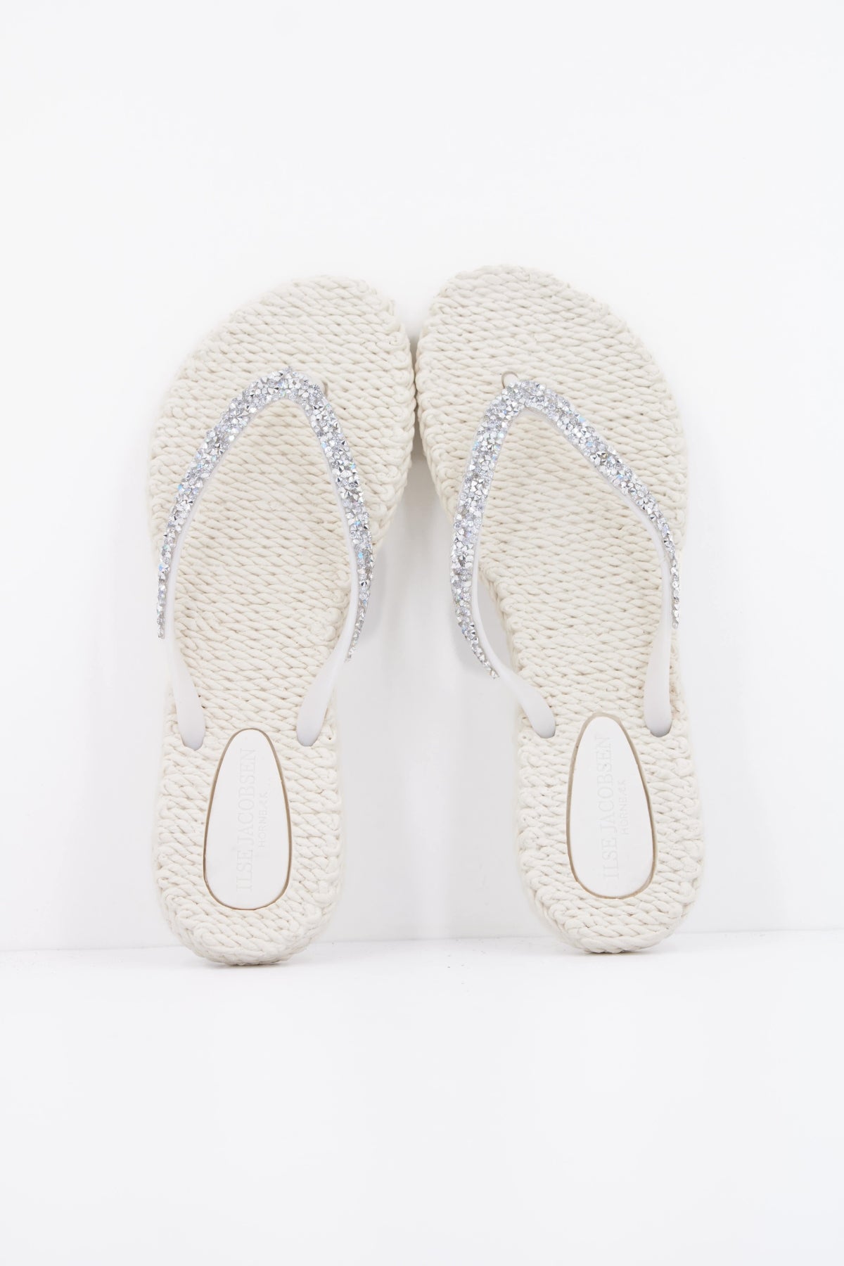 ILSE JACOBSEN CHEERFULG en color BEIS (3)