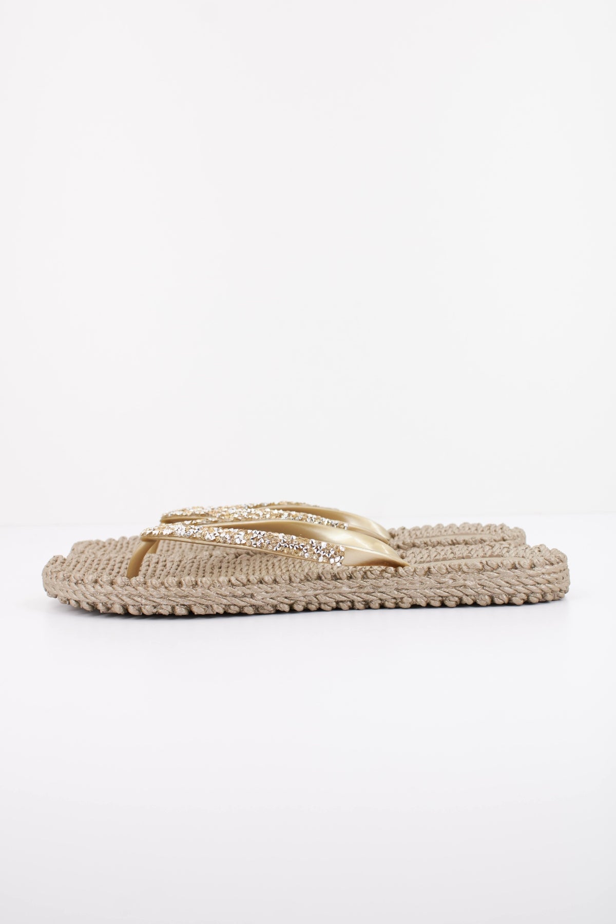 ILSE JACOBSEN CHEERFULG en color BRONCE (1)